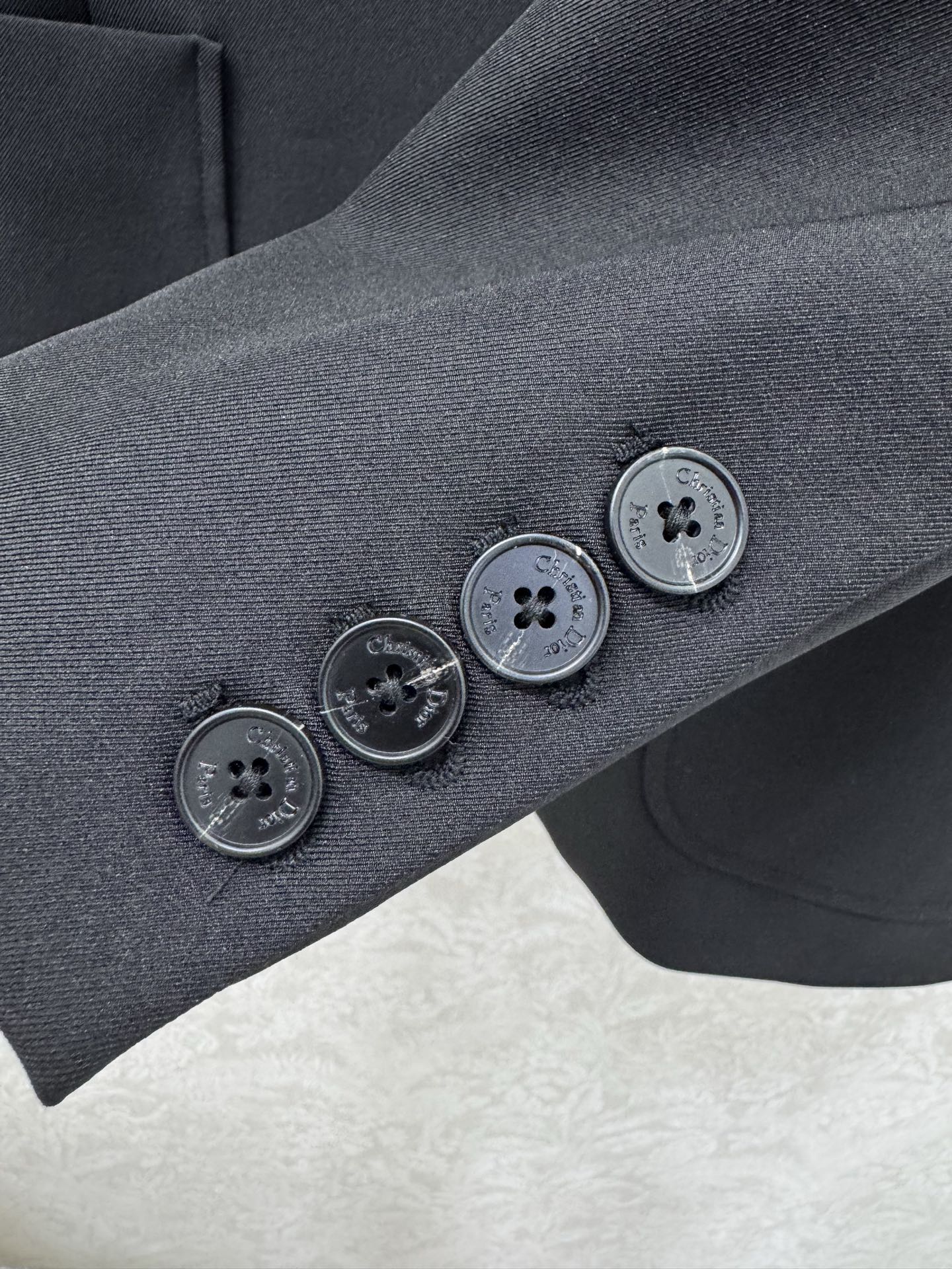 🔥🔥DIO*25新款西装外套 西服面料挺度质感都在线 胸前小蜜蜂logo刺绣 内衬经典动物老虎印花 定制