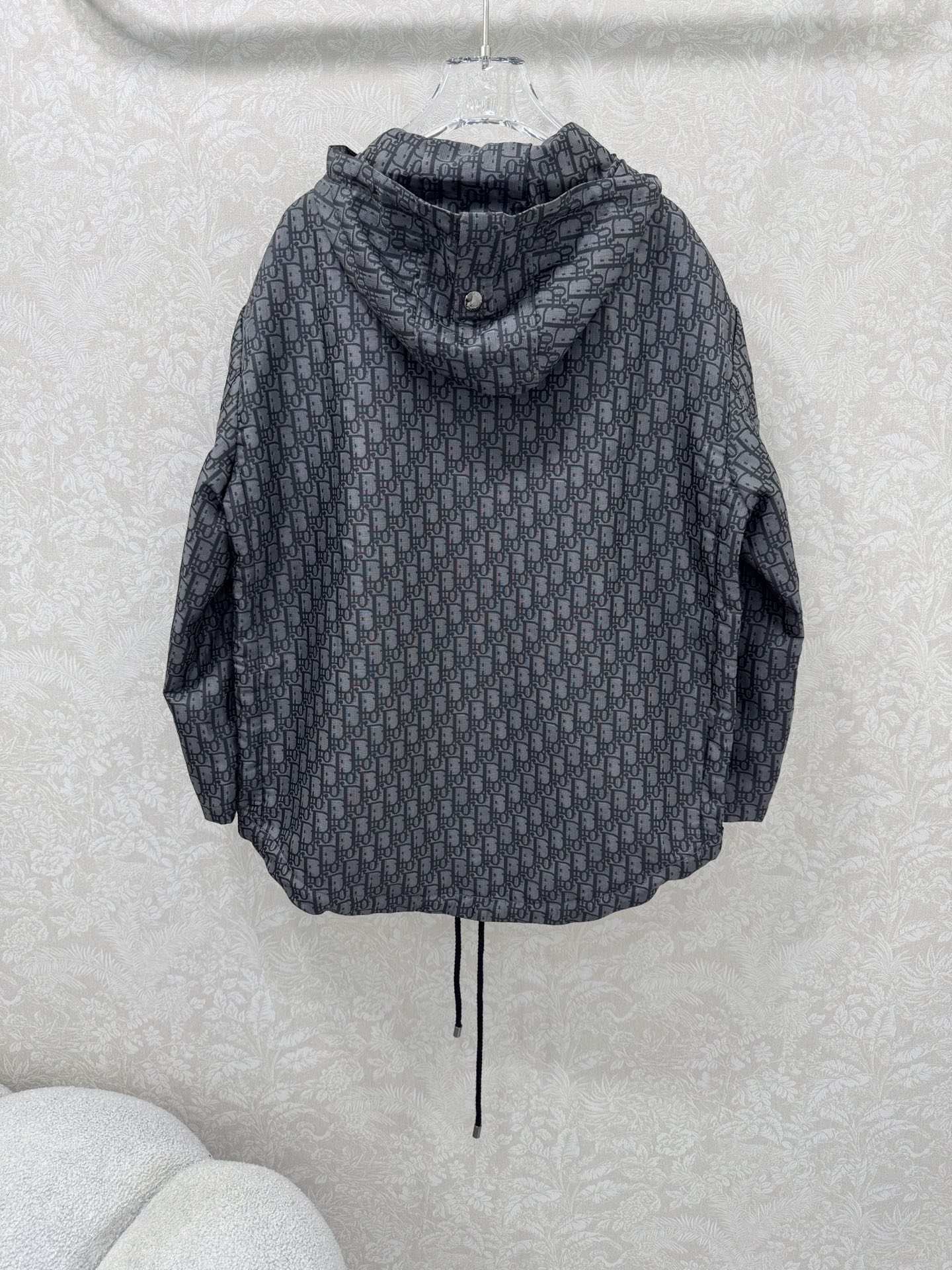 🔥🔥 Dio*25新款提花系列同步上新啦~ 新配色高级灰🩶 老花提花连帽套头上衣 定制YB进口提花材质 