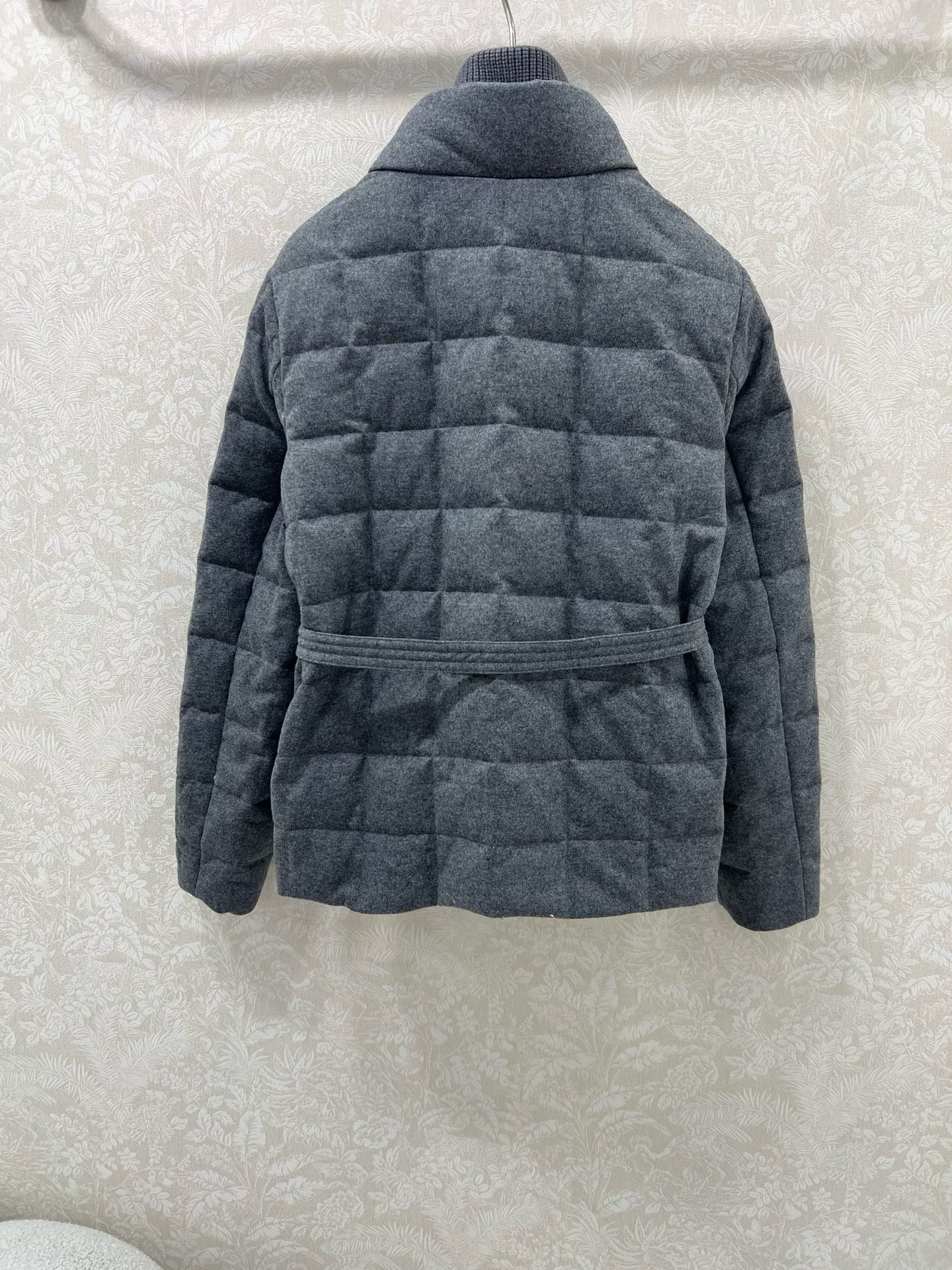 🔥🔥MONCL*R 蒙/口 25新款羊毛面料羽绒服 白鹅绒的配置 领口羊毛针织双领设计 蒙家今年极简风年
