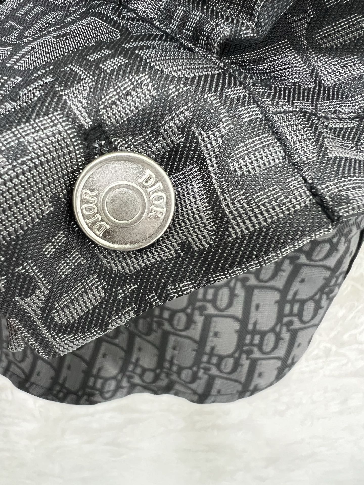 🔥🔥Dio*25新款D字母老花提花衬衣外套 翻领长袖 定制双g五金 不管是单穿还是内搭都是完全不压身高 