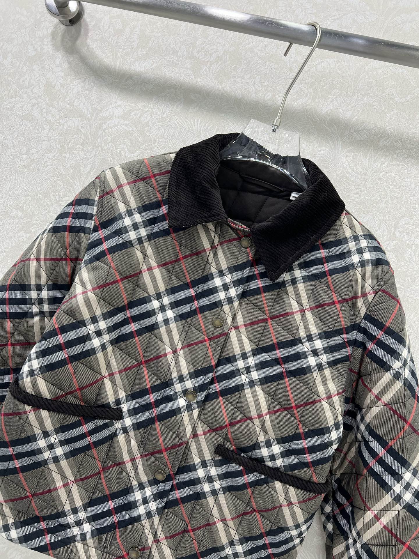 🔥🔥Burber*y 25新款格纹棉服外套 新版斜格纹设计 工艺还原，升级材质，提升秋冬御寒功能，羽绒棉