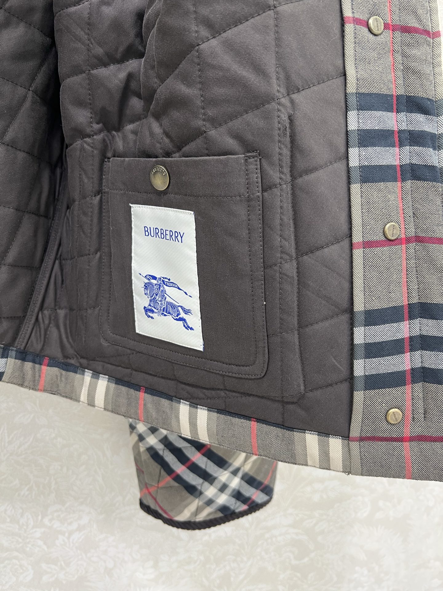 🔥🔥Burber*y 25新款格纹棉服外套 新版斜格纹设计 工艺还原，升级材质，提升秋冬御寒功能，羽绒棉