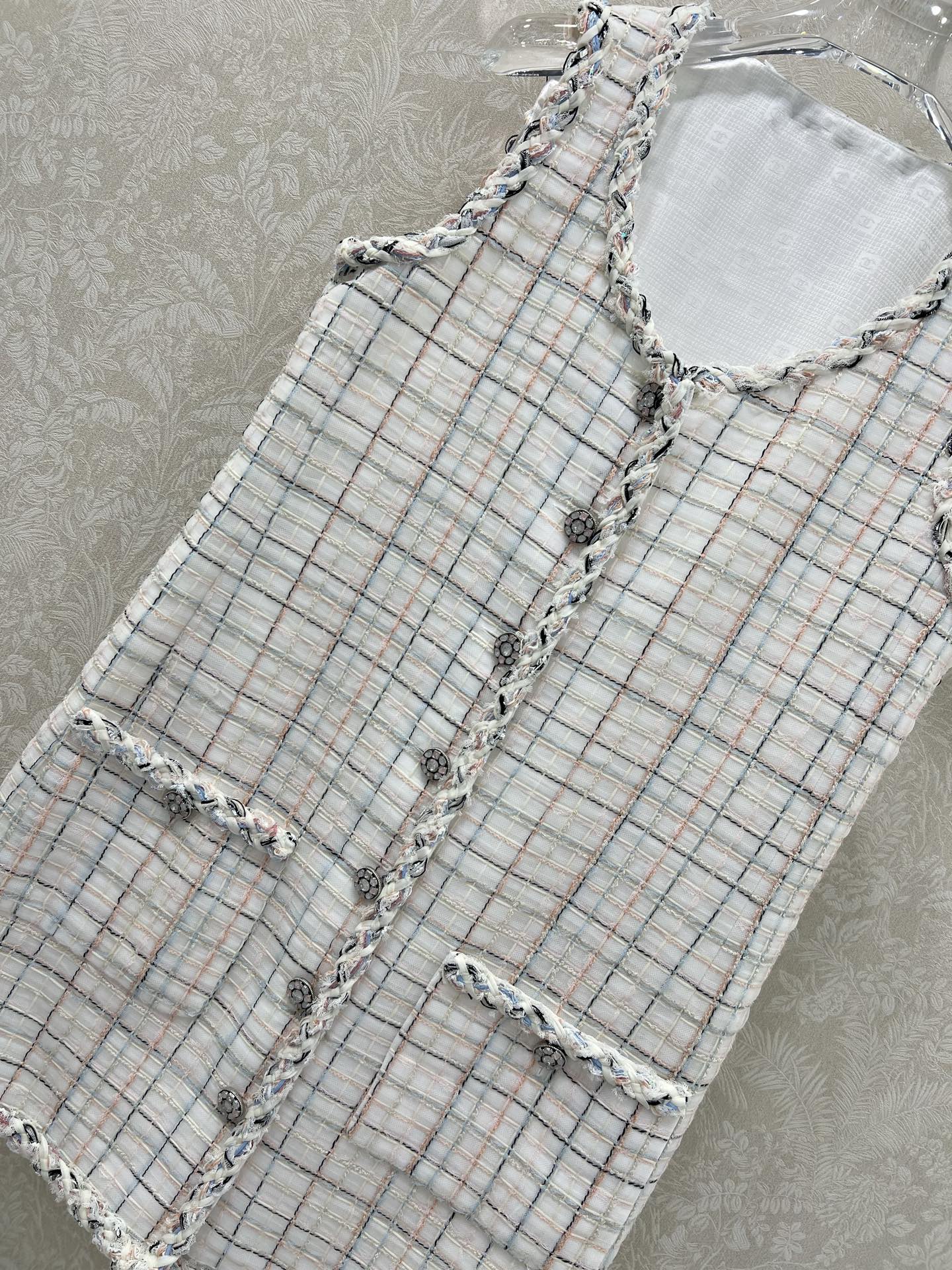 🔥🔥Chan*l 25新款编织洋装捆边马甲裙定制YB进口粗纺羊毛呢材质，肌理明显，毛料肉眼可见，质感上乘