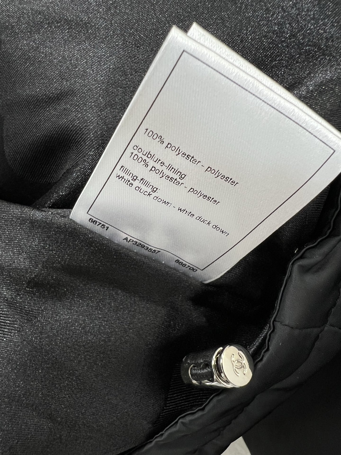 🔥🔥chan*l25新款小香拼皮羽绒服！领口处泰迪环保毛领 拼接格纹pu水洗皮设计 国标90白鸭绒 羽绒