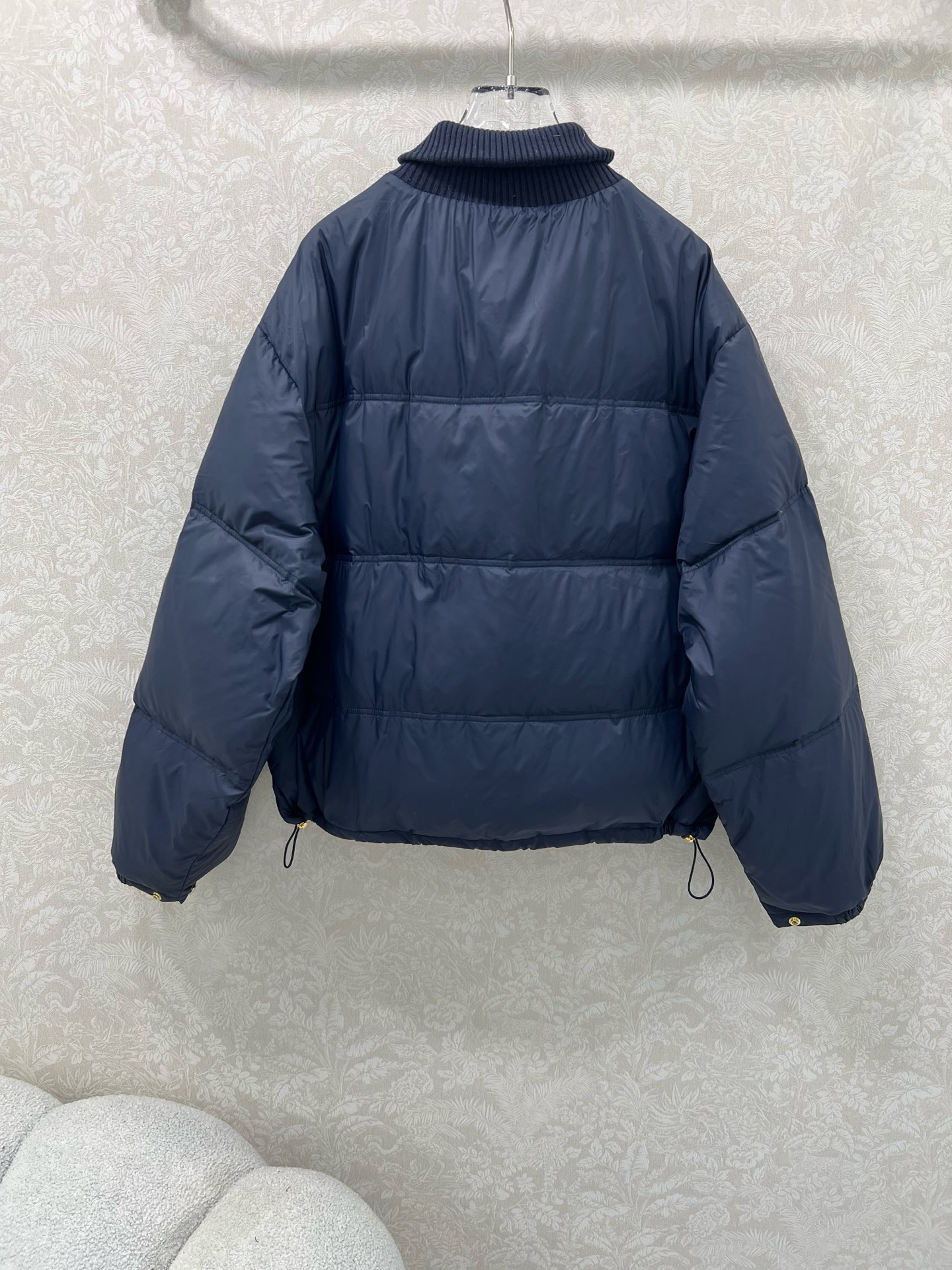 🔥🔥Celin* 25新款羽绒服 百分百90白鹅绒 高定出品精美羊毛针织领口 胸前凯旋门logo刺绣 定