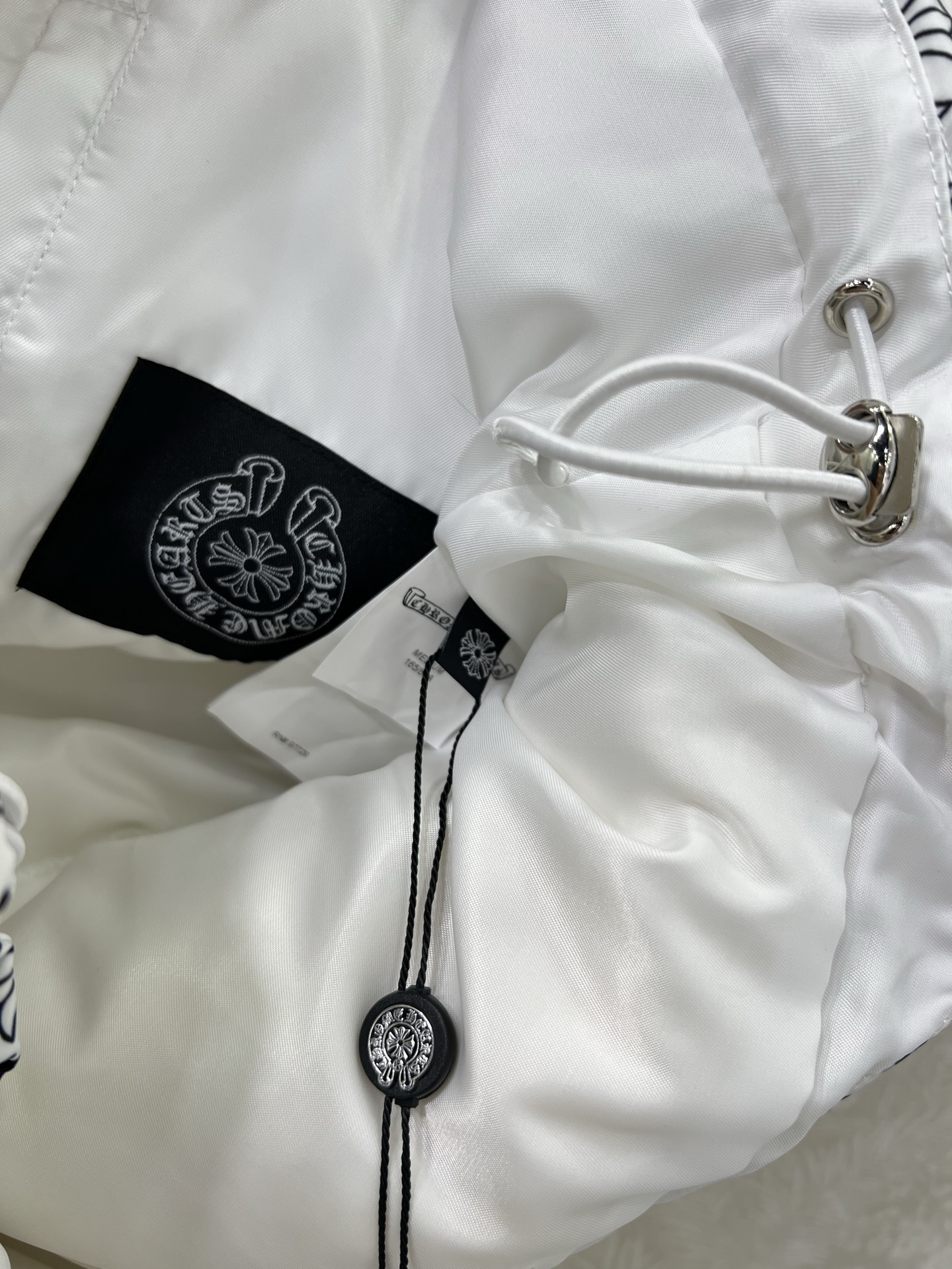 🔥🔥 Chrome Heart*克罗/心 25新款立领白鸭绒羽绒马甲 整体品牌logo印花 定制十字架五