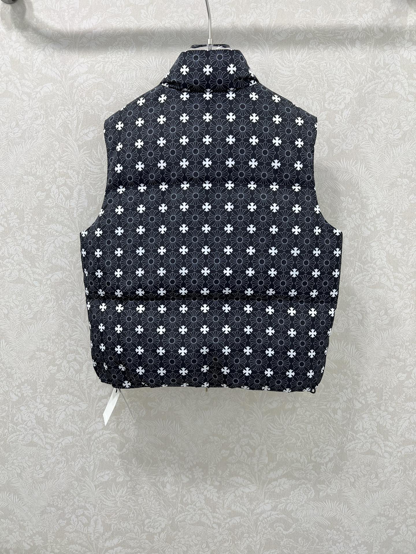 🔥🔥 Chrome Heart*克罗/心 25新款立领白鸭绒羽绒马甲 整体品牌logo印花 定制十字架五