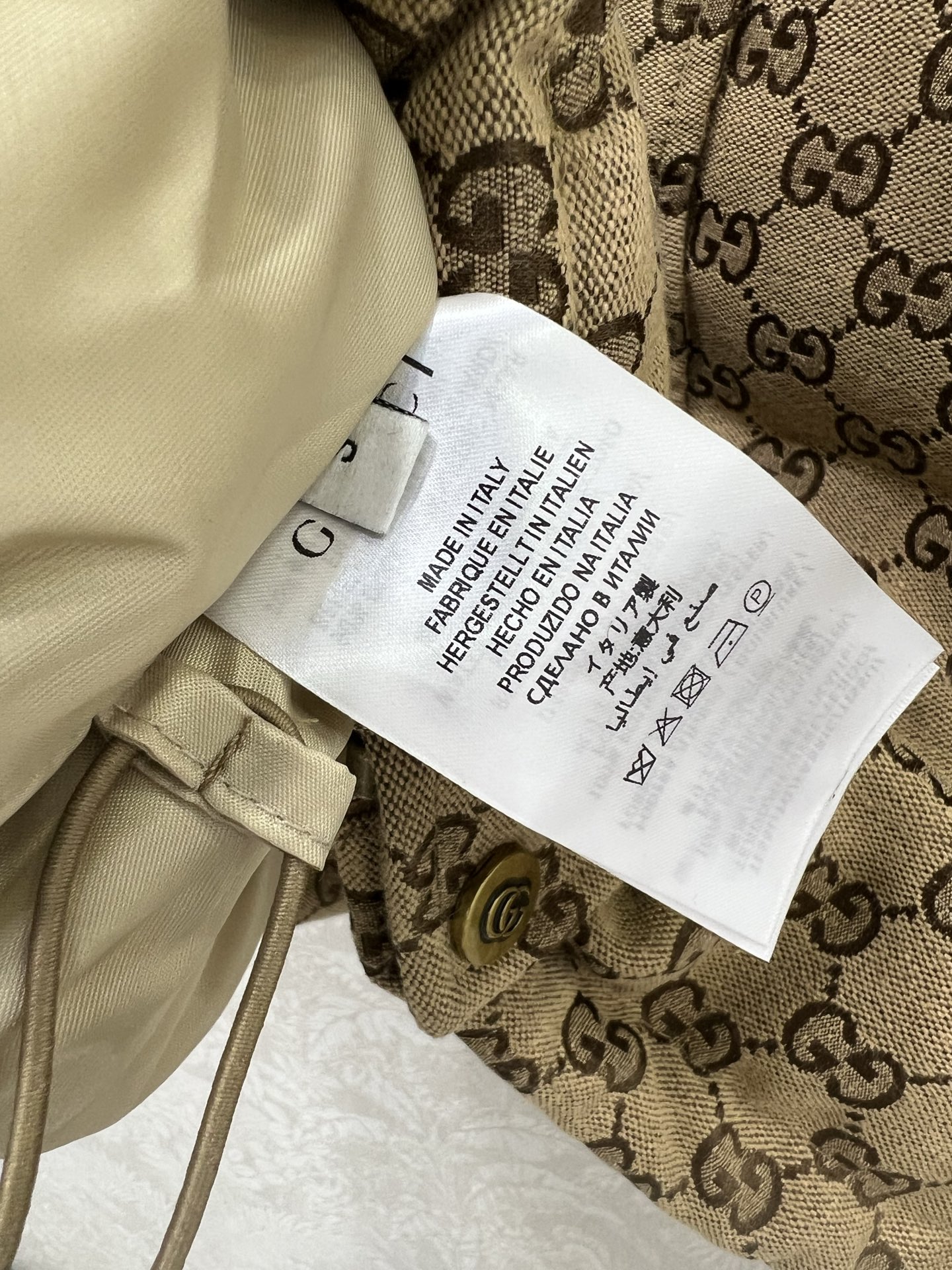 🔥🔥Gucc*25新款羽绒马甲 90白鸭绒 小g字母提花系列连帽撞色羽绒 满Logo印花 打造视觉层次感