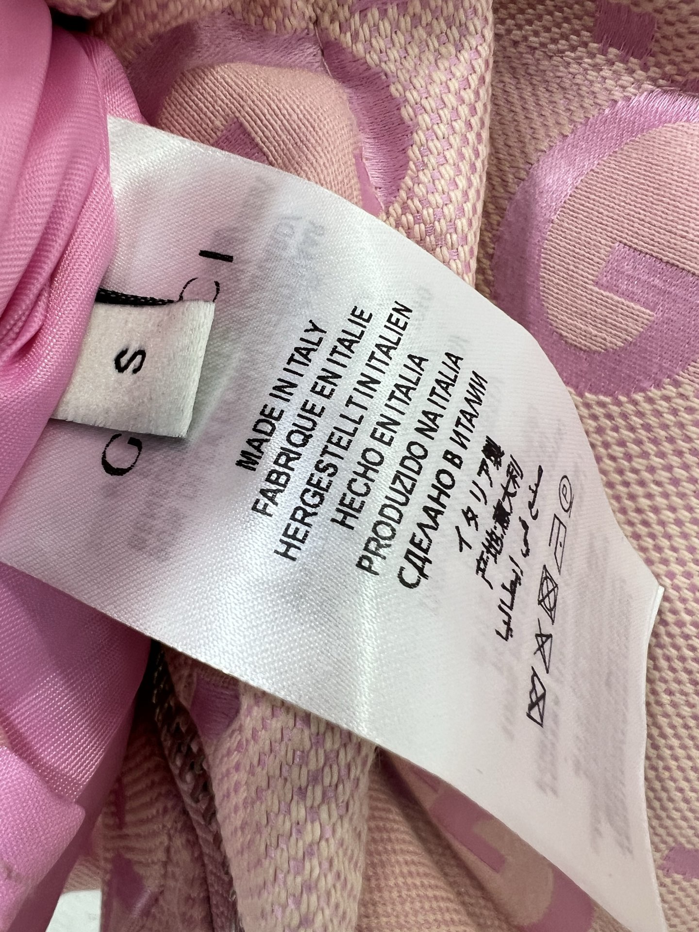 🔥🔥Gucc*25新款羽绒马甲 90白鸭绒 大g字母提花系列连帽撞色羽绒 满Logo印花 打造视觉层次感