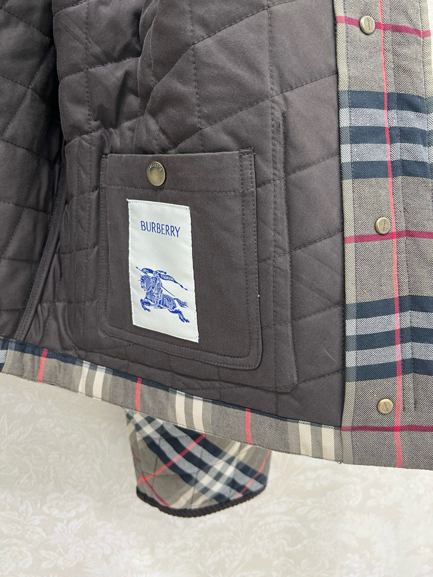 🔥🔥Burber*y 25新款格纹棉服外套 新版斜格纹设计 工艺还原，升级材质，提升秋冬御寒功能，羽绒棉