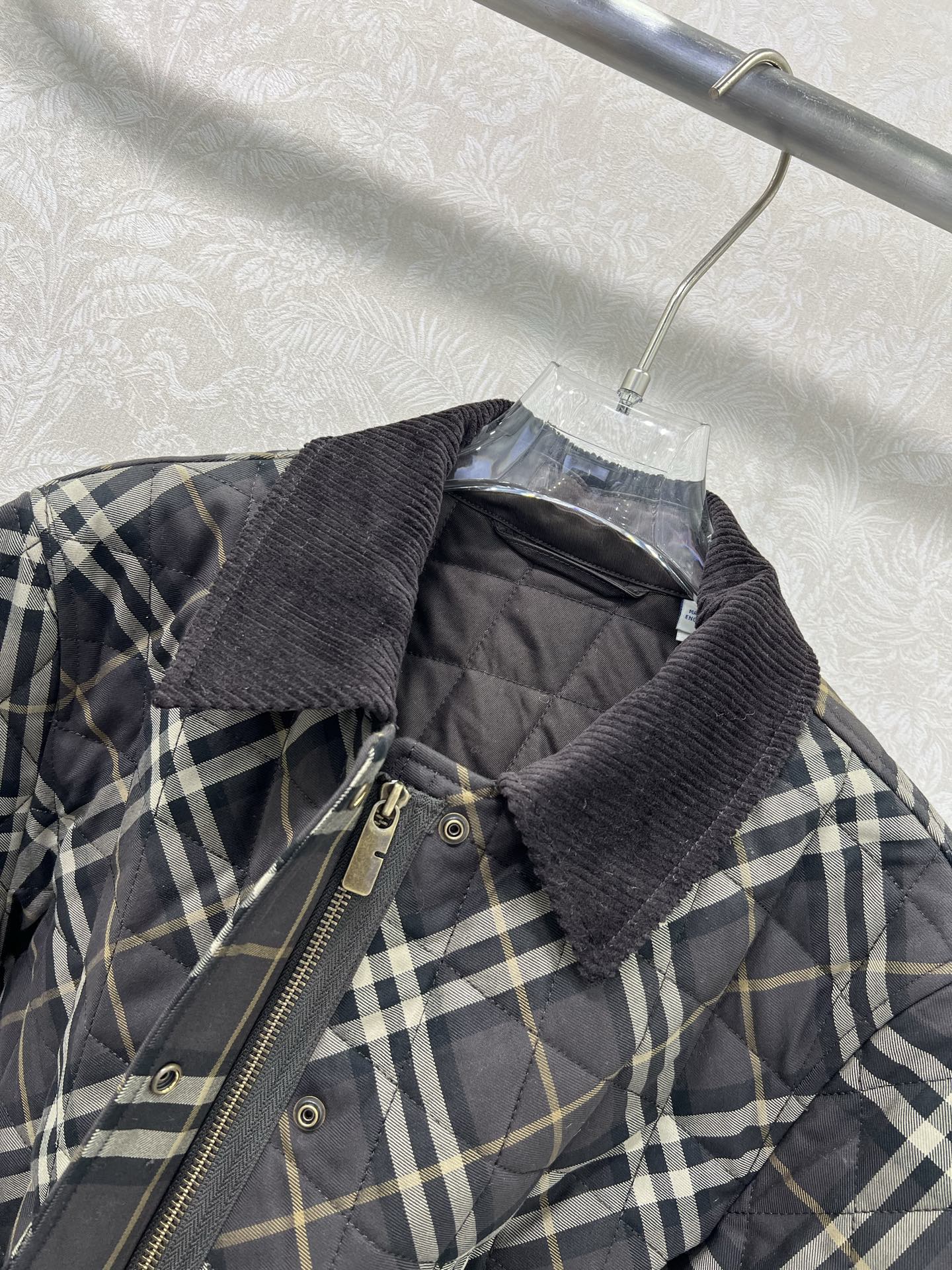 🔥🔥Burber*y 25新款格纹棉服外套 新版斜格纹设计 工艺还原，升级材质，提升秋冬御寒功能，羽绒棉
