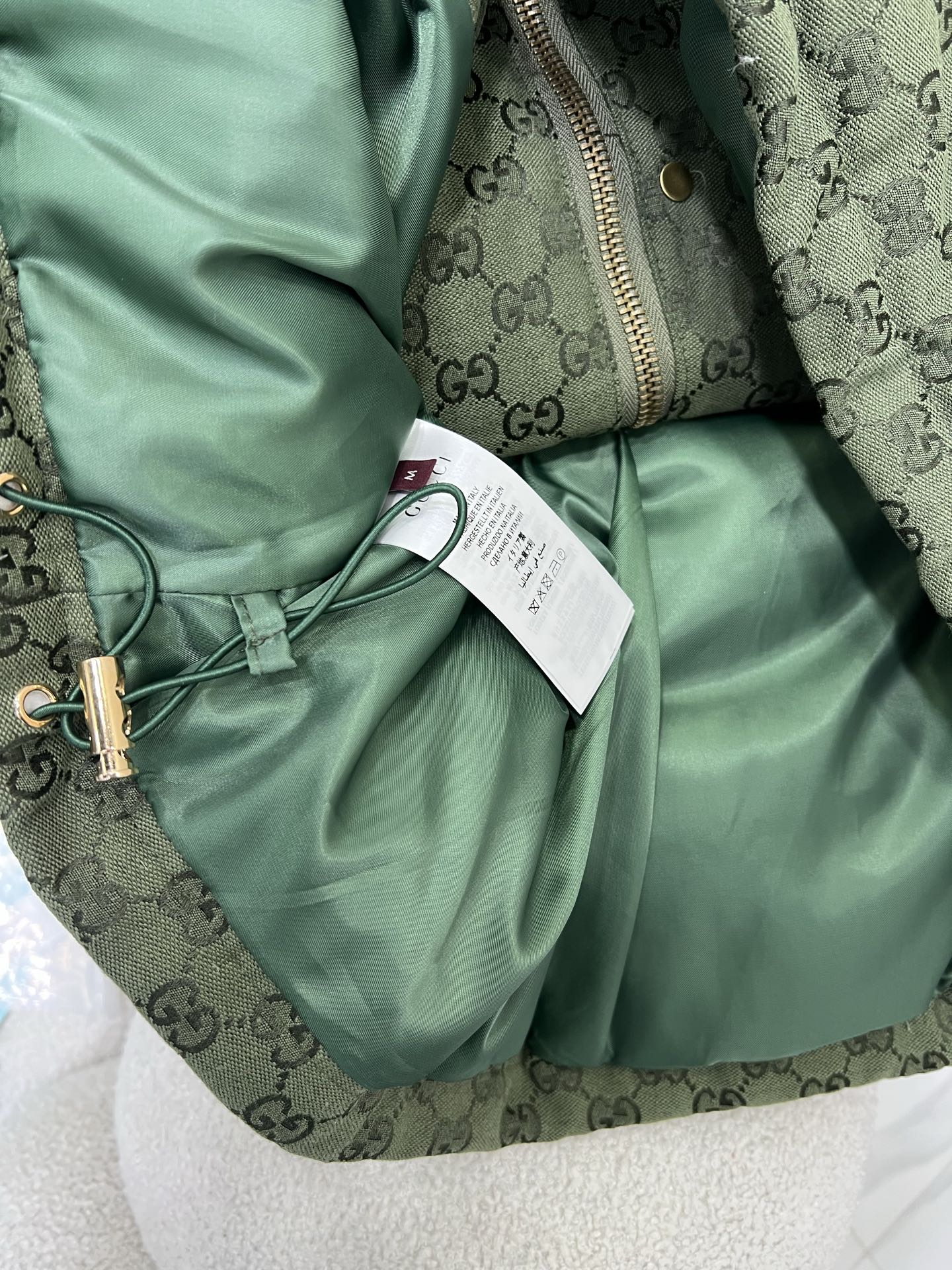 🔥🔥Gucc*25新款羽绒马甲 90白鸭绒 小g字母提花系列连帽撞色羽绒 满Logo印花 打造视觉层次感