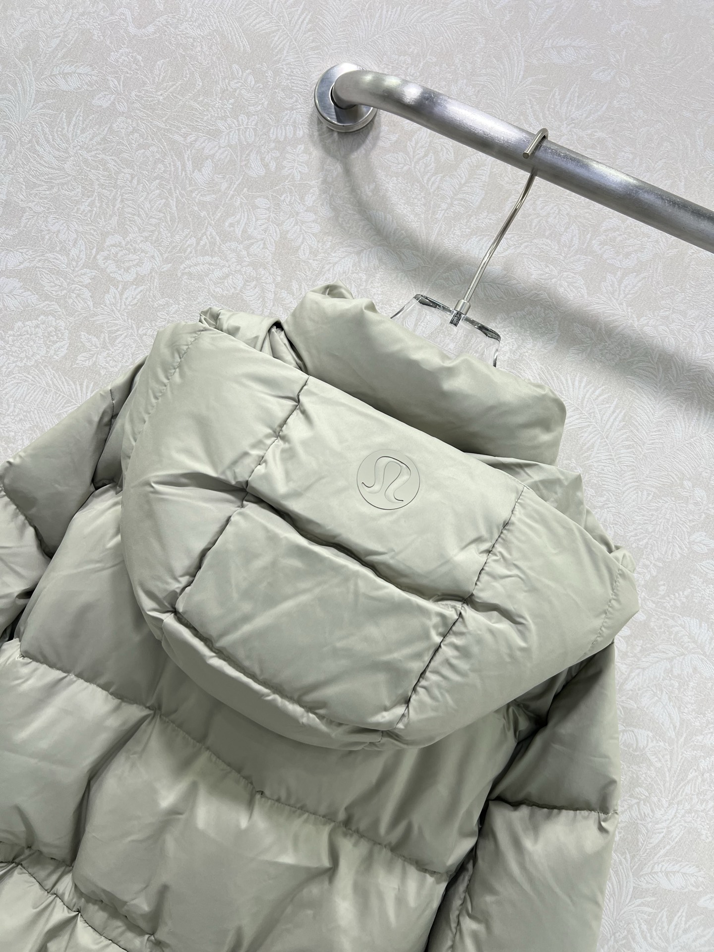 🔥🔥lululemon 25新款五格收腰羽绒服 WunderPuff Jaet 五格轻质宽松鹅绒 小红书