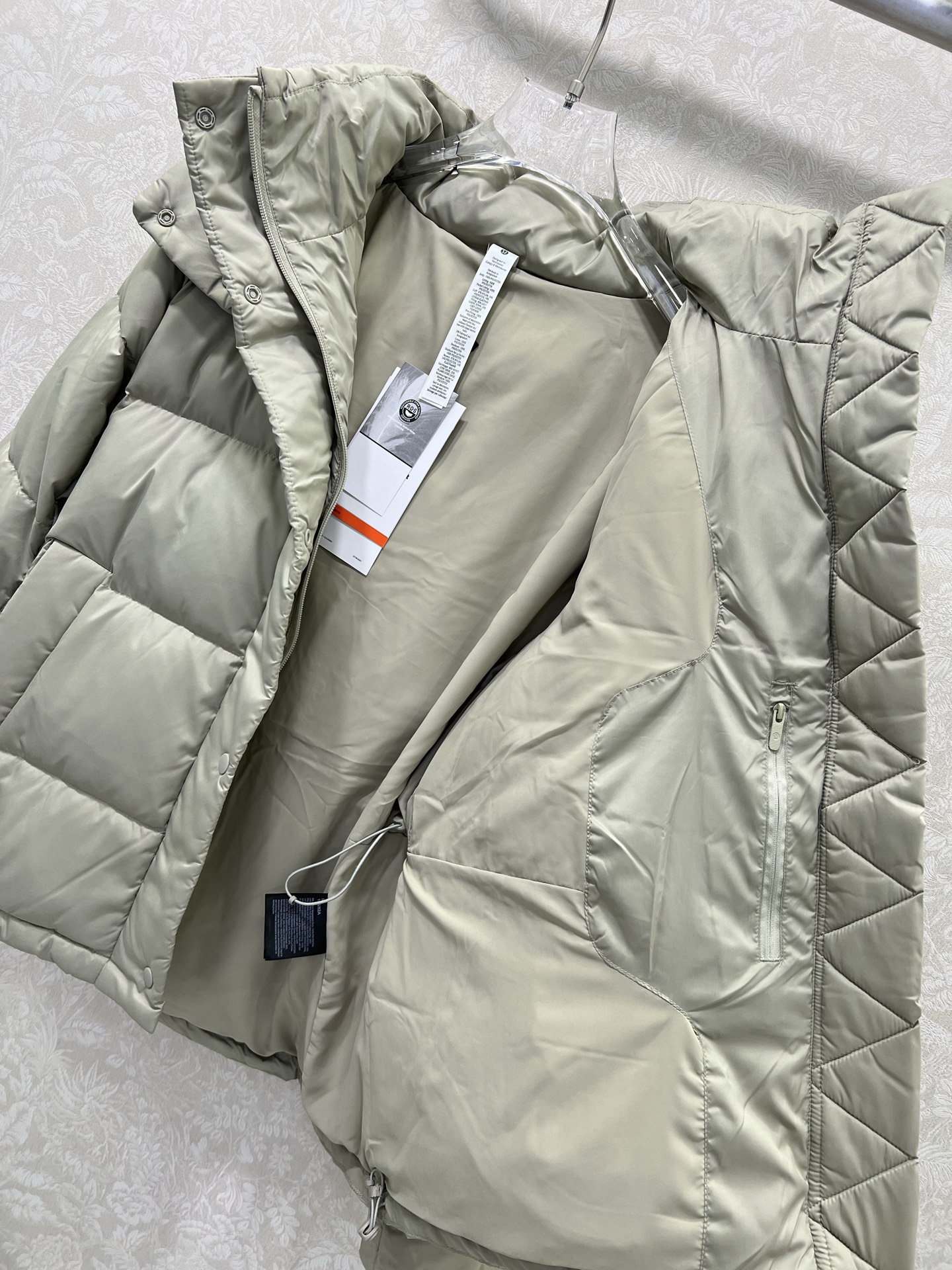 🔥🔥lululemon 25新款五格收腰羽绒服 WunderPuff Jaet 五格轻质宽松鹅绒 小红书