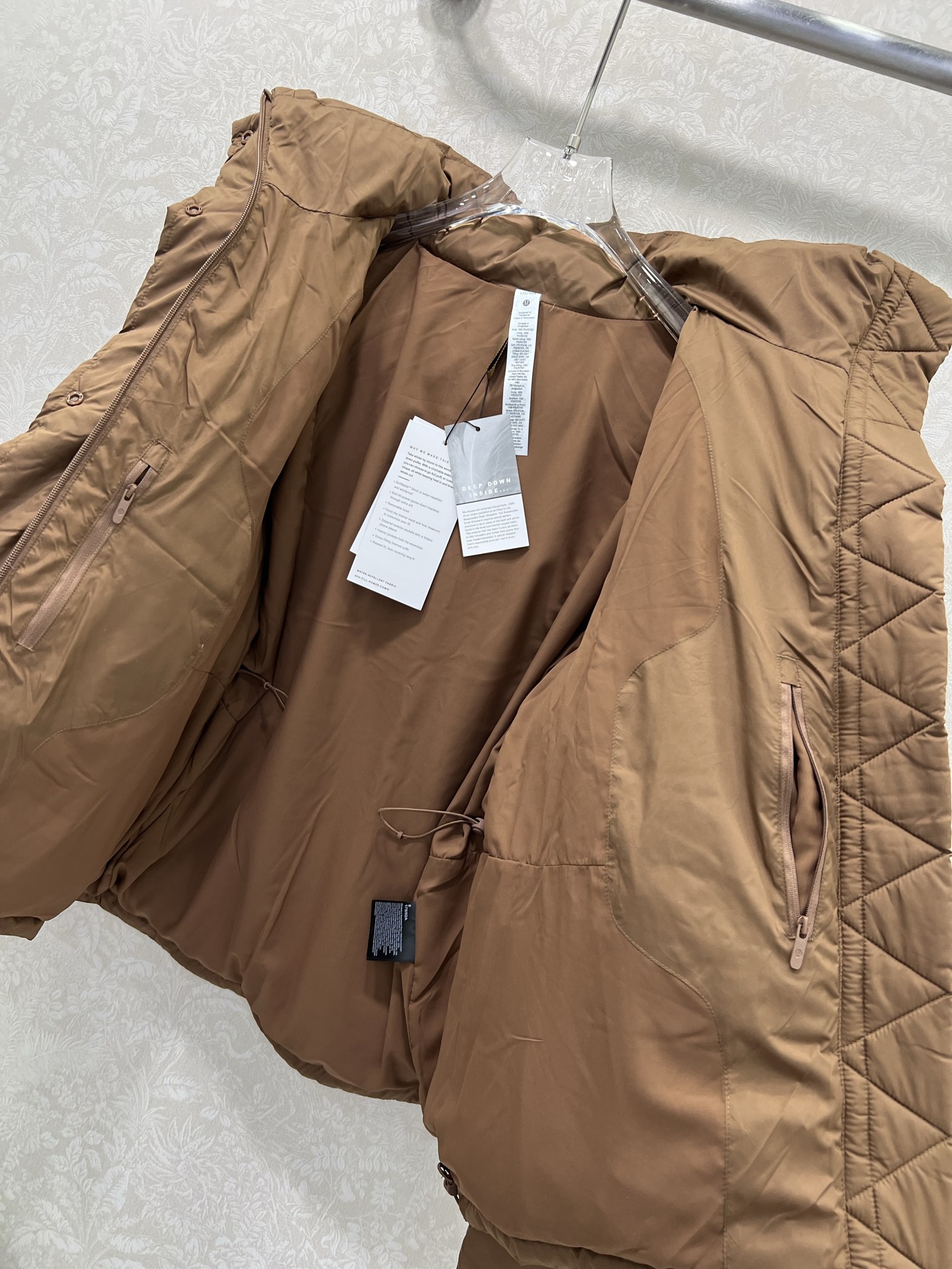 🔥🔥lululemon 25新款五格收腰羽绒服 WunderPuff Jaet 五格轻质宽松鹅绒 小红书