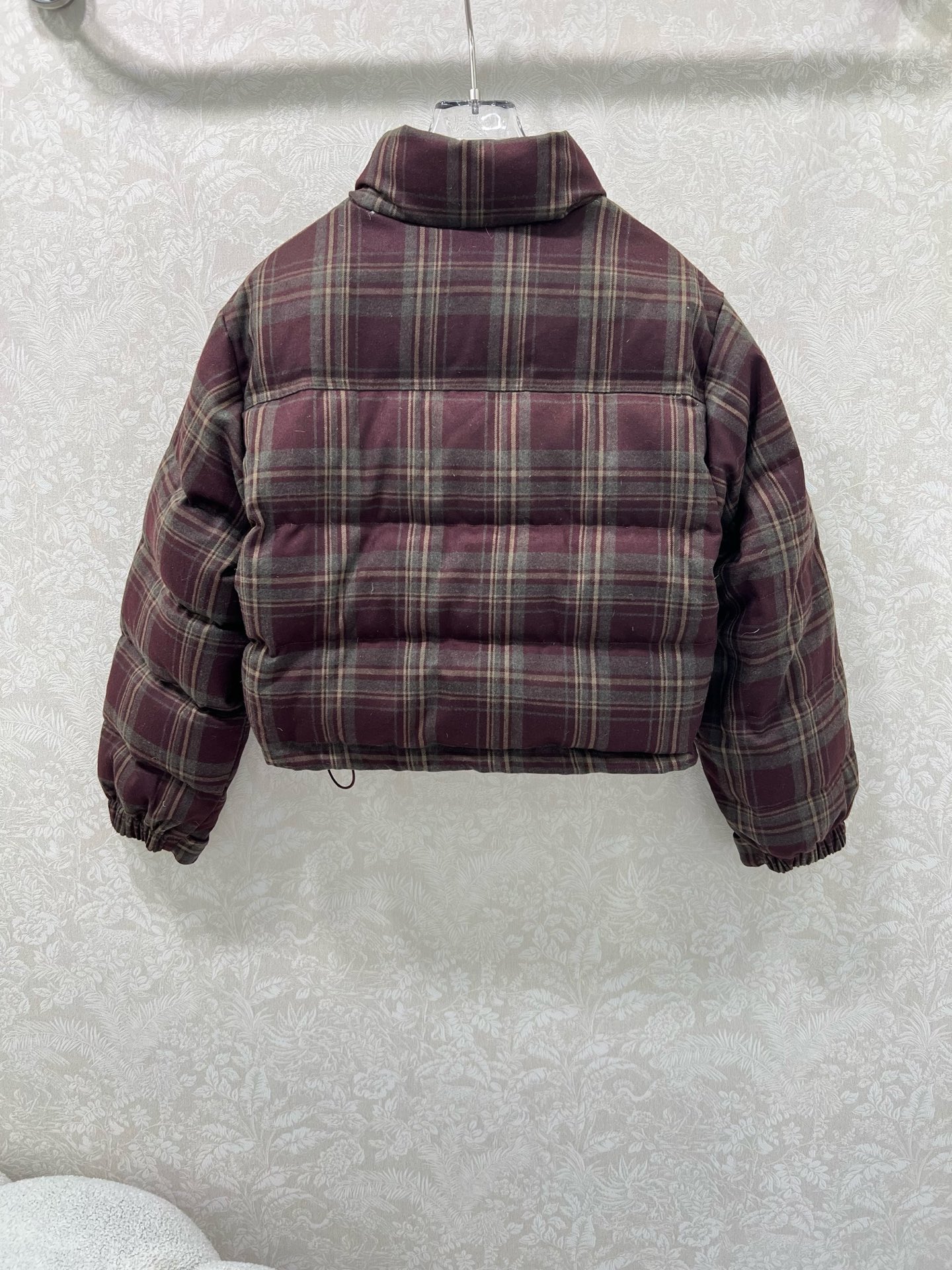 🔥🔥prad*25新款小立领格子羽绒外套 90白鸭绒 美拉德色系格子满印时髦好看 版型很赞 定制的纯棉磨