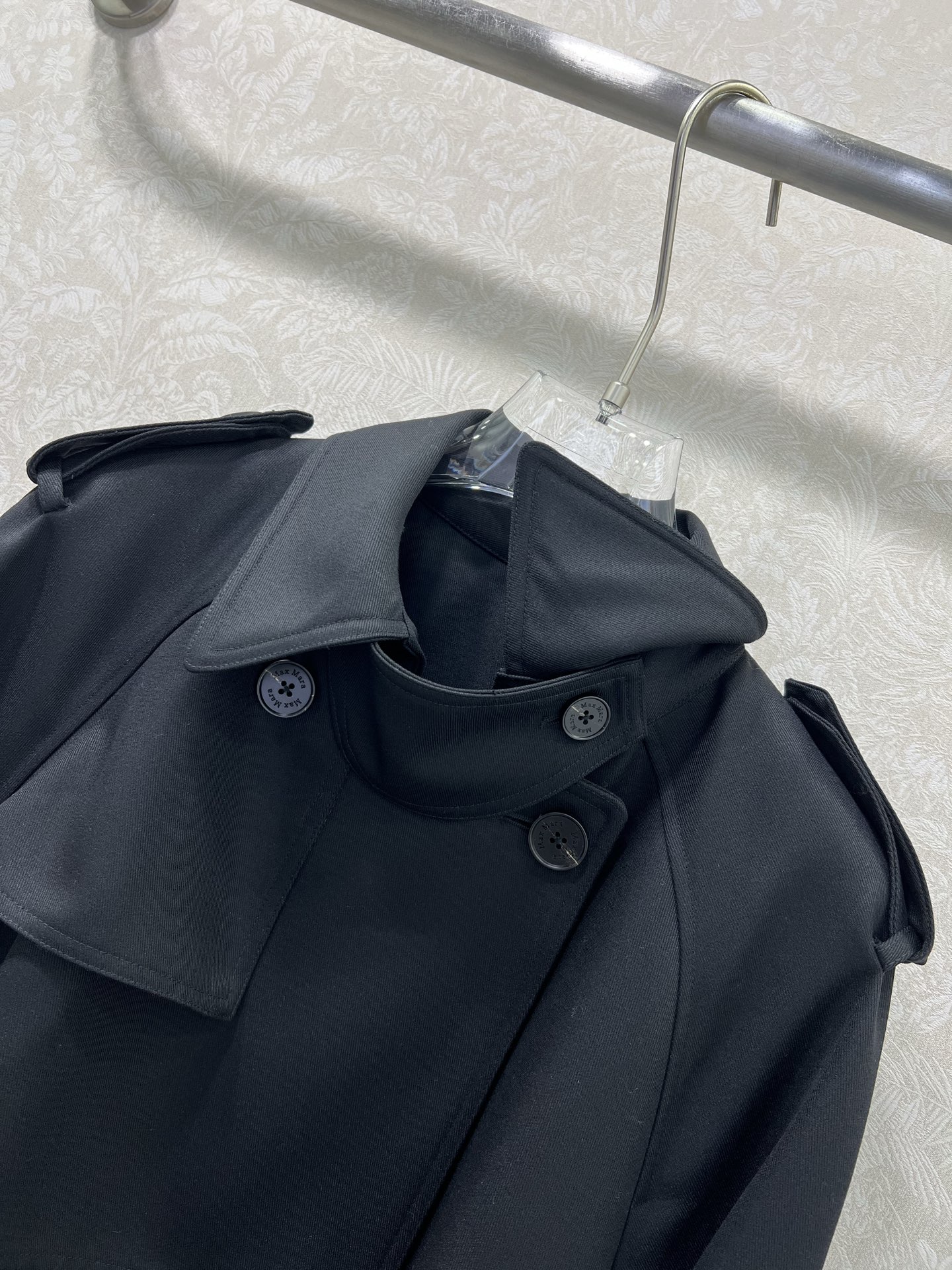 🔥🔥Max mar* 25新款羊毛风衣外套😘 定制高档羊毛面料 卡其色（棉）内衬经典满印logo印花 黑