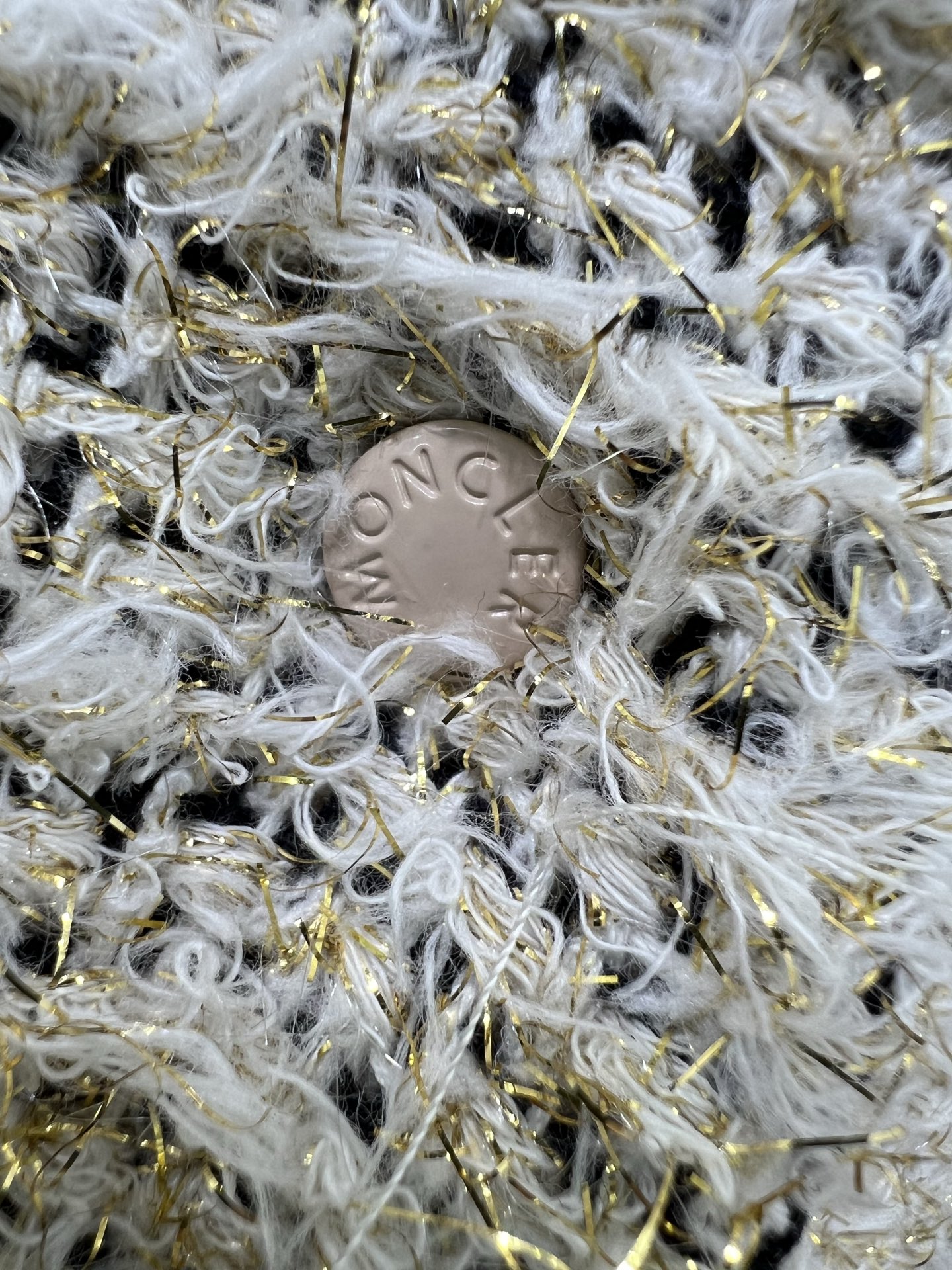 🔥🔥Moncle*25新款金色编织毛呢羽绒 定制进口毛呢材质，90白鸭绒 充绒量150g填充内里，整件轻