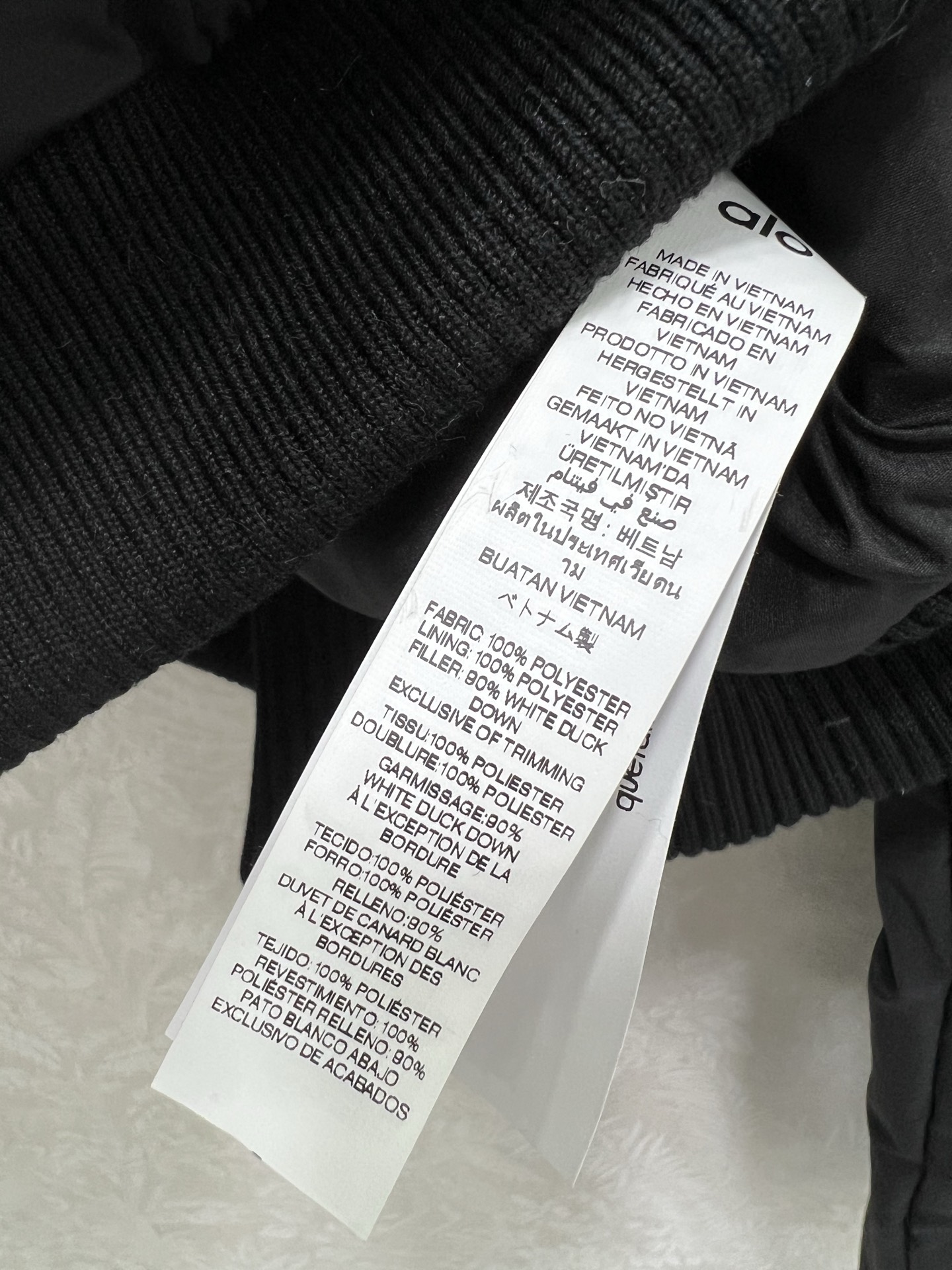 🔥🔥alo 25新款三格羽绒服！90白鸭绒 欧美风十足时髦三格大翻领蓬松保暖羽绒服，轻盈舒适自带发热保暖