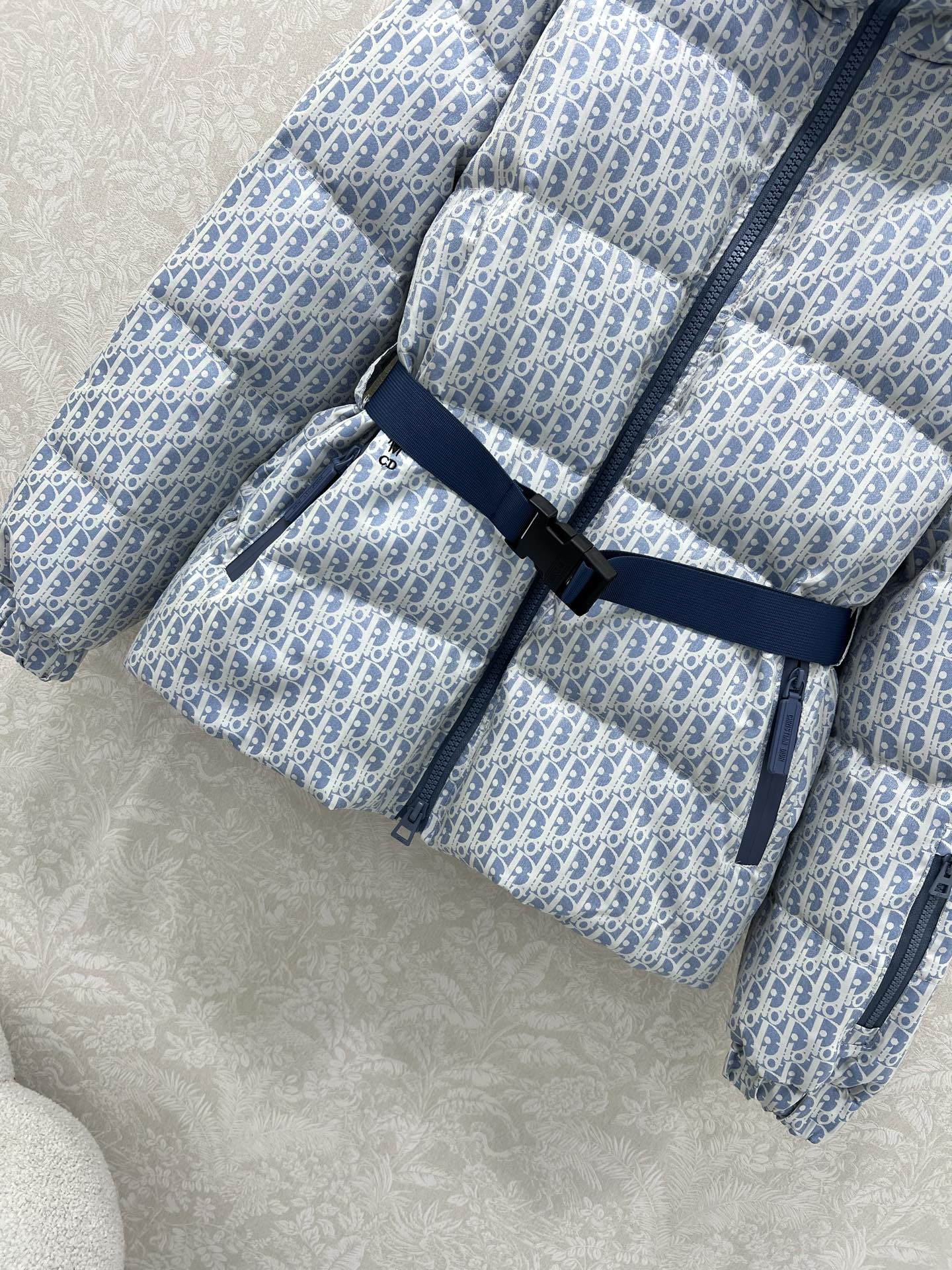 🔥🔥DIO* D家25秋冬新款羽绒服！CD滑雪系列！本季必入代购爆款！原版定制高密度科技塔夫绸Obliq