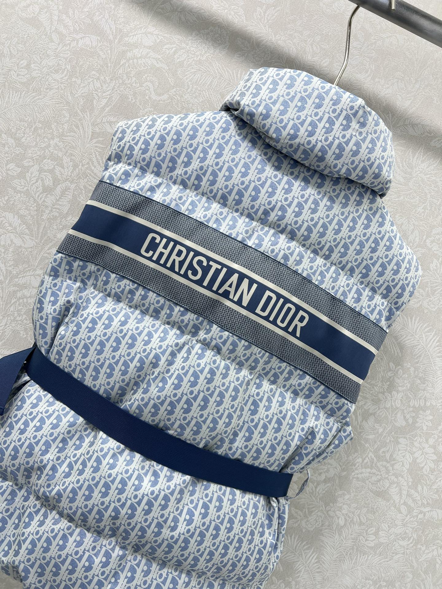 🔥🔥DIO* D家25秋冬新款羽绒马甲！CD滑雪系列！本季必入代购爆款！原版定制高密度科技塔夫绸Obli