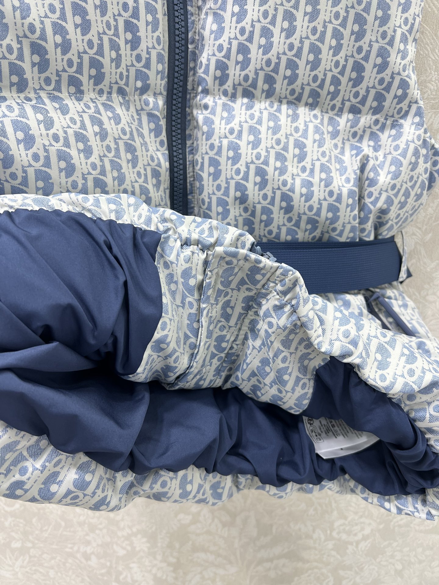 🔥🔥DIO* D家25秋冬新款羽绒马甲！CD滑雪系列！本季必入代购爆款！原版定制高密度科技塔夫绸Obli