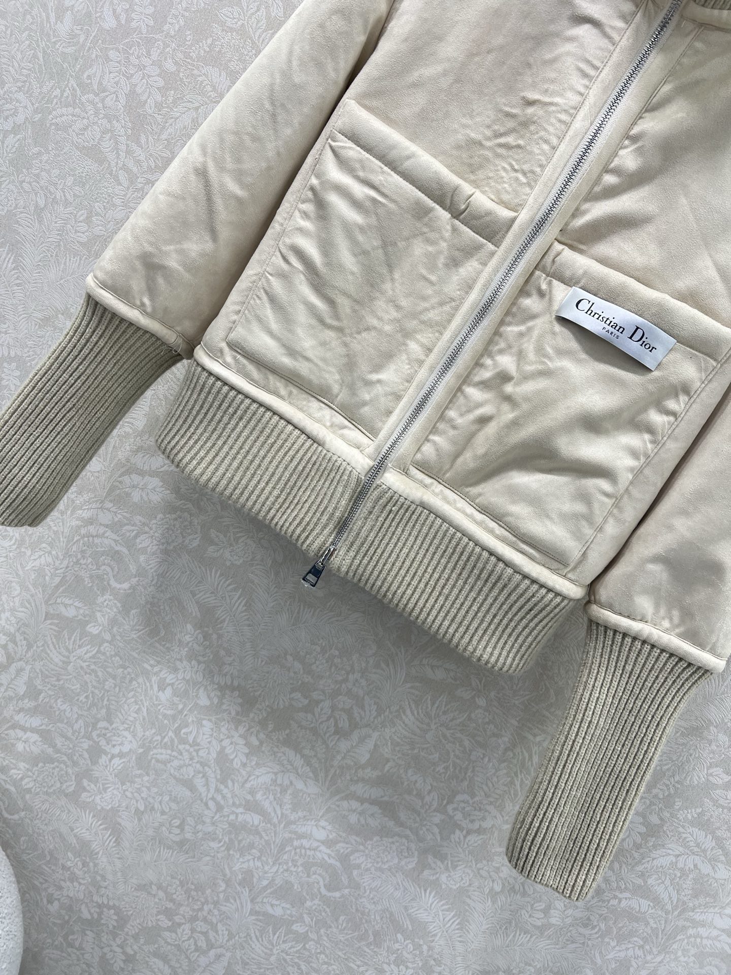 双面🔥🔥Dio*25新款两面穿环保再生毛夹克外套定制YB进口材质，质感细腻，穿搭舒适，立领拉链夹克外套，