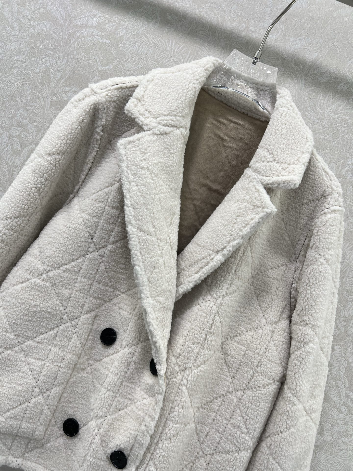 🔥🔥Dio*25新款藤格纹双面翻领外套 定制YB进口材质 舒适保暖 质感上乘 沿用两面穿设计 一面藤格纹