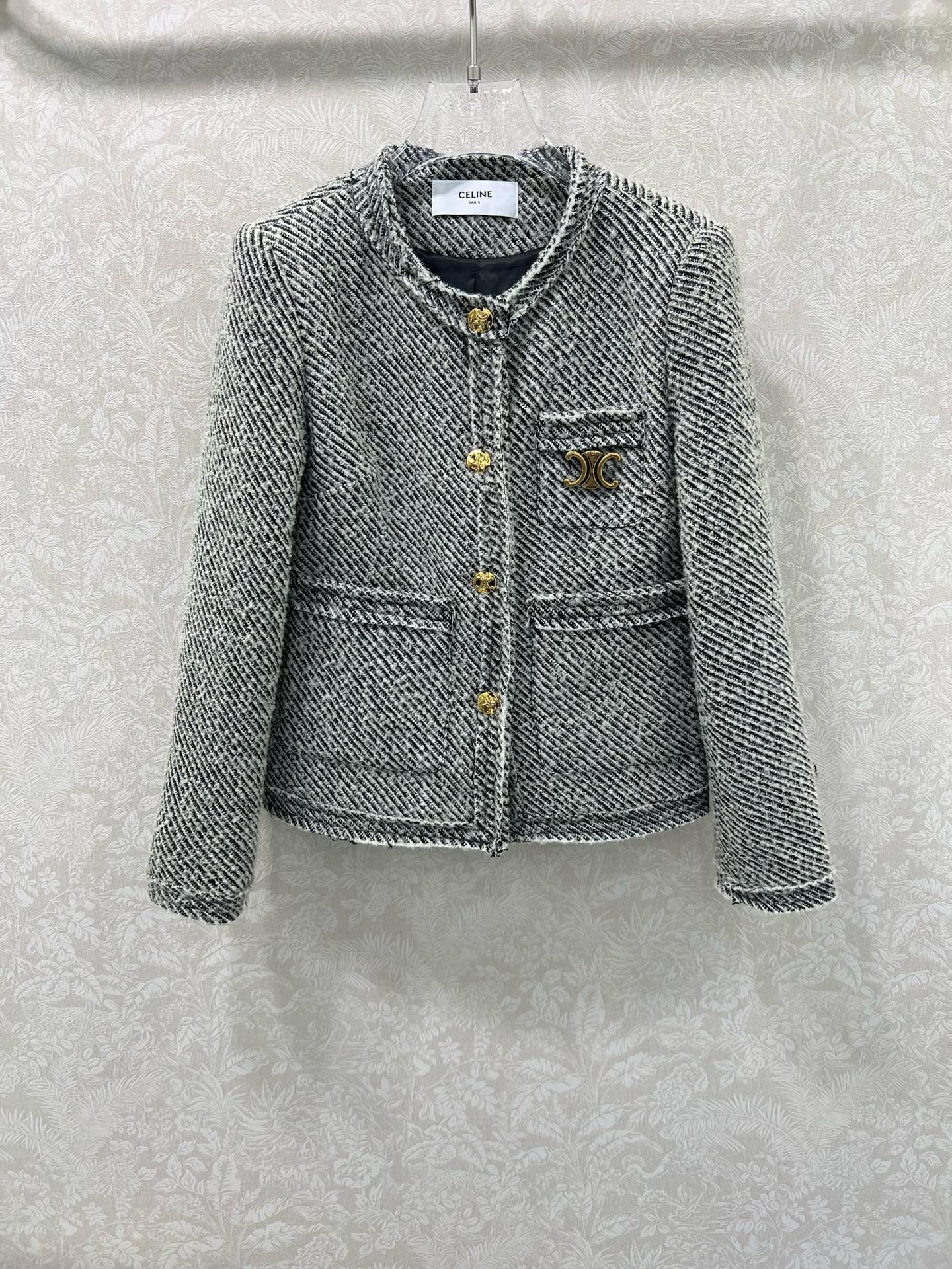 🔥🔥Celin*25圆领捆边编织花灰洋装 粗纺羊毛呢材质，质感高级，品相十足，小圆领洋装外套版型，正肩垫