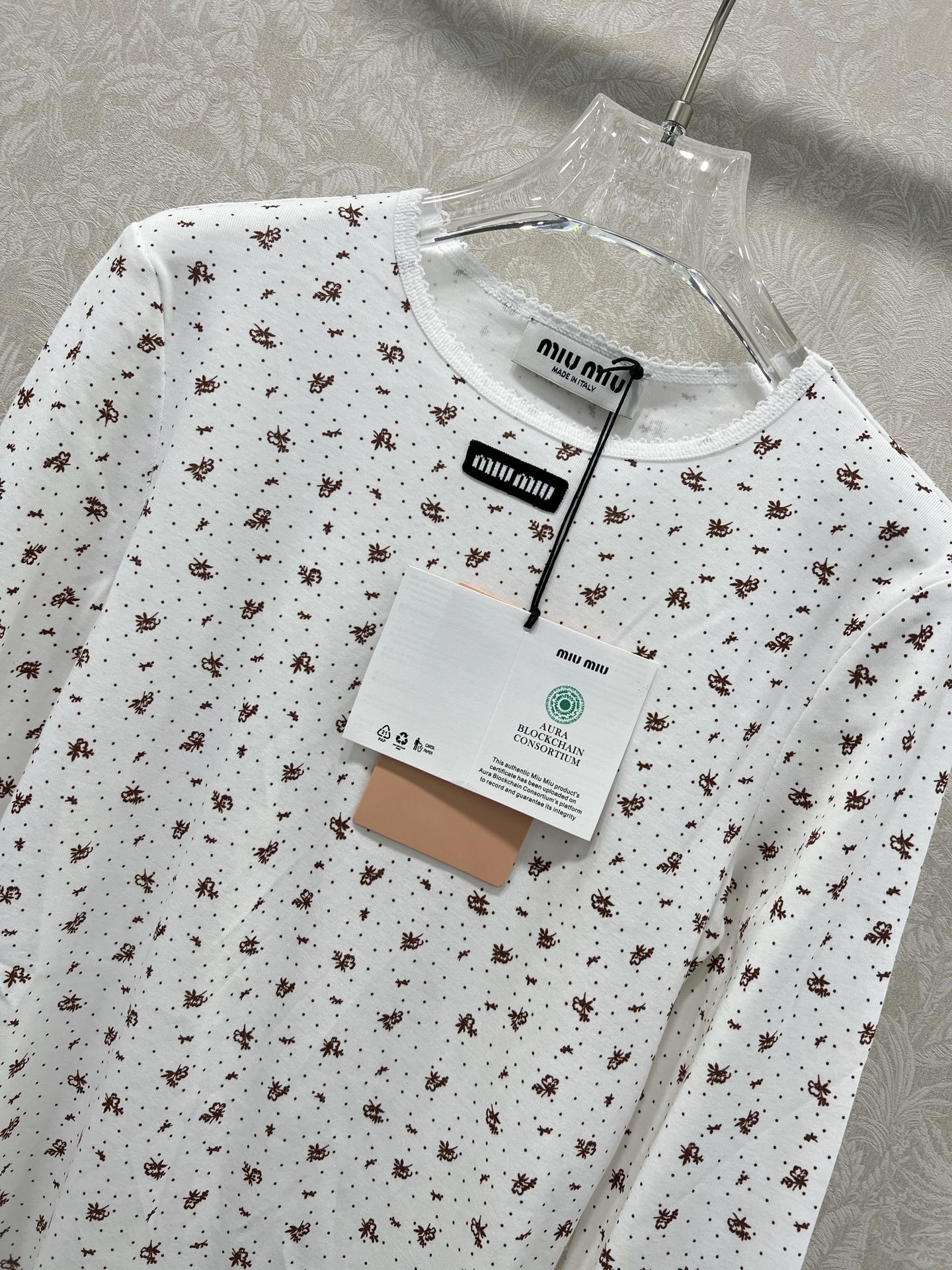 🔥🔥Miuni*25新款圆领碎花长袖上衣 全棉材质，清透舒适，弹力十足，圆领短袖裁剪，领口袖口螺纹波浪花