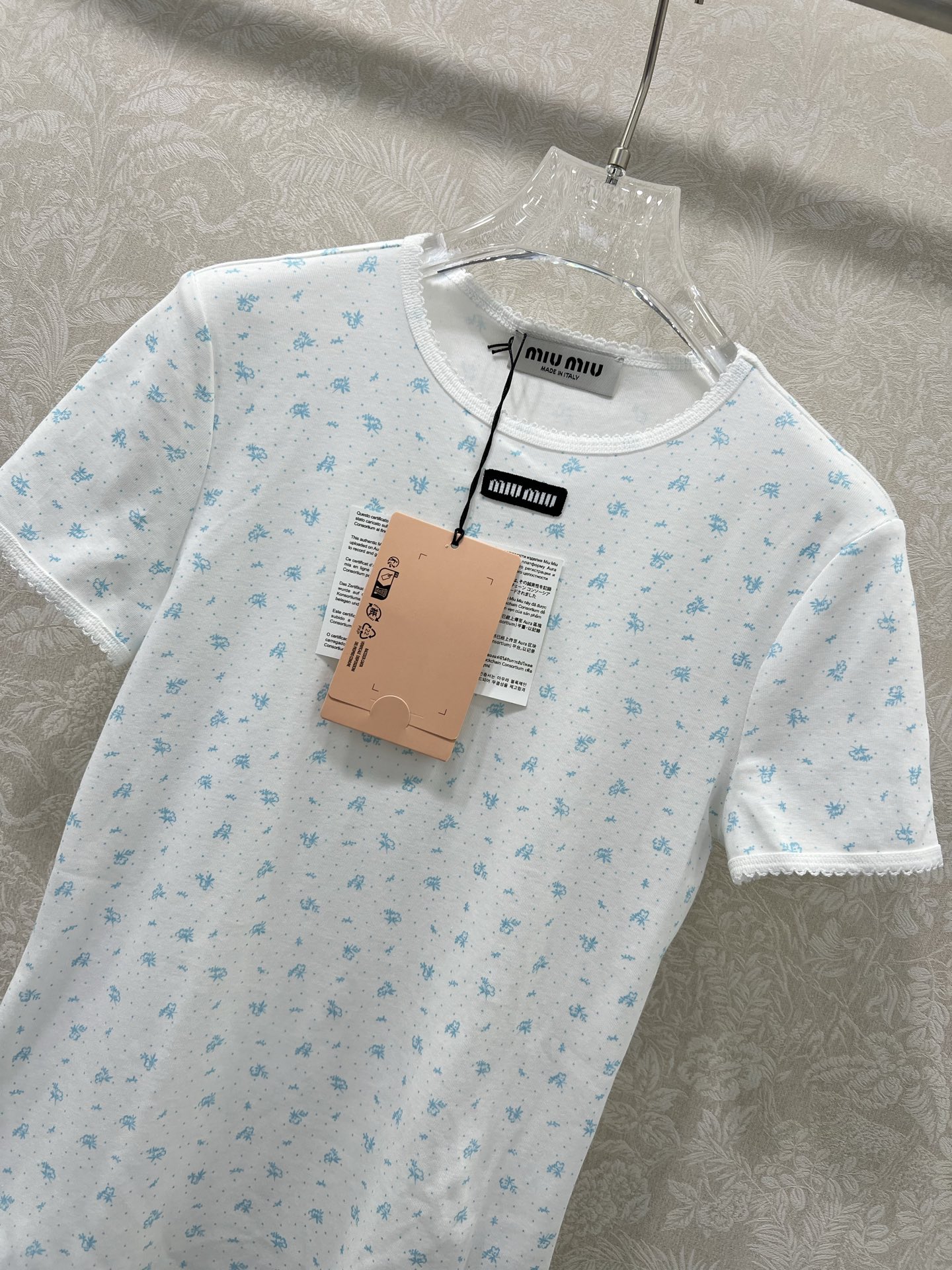 🔥🔥Miuni*26早春新款圆领碎花短袖T恤上衣 全棉材质，清透舒适，弹力十足，圆领短袖裁剪，领口袖口螺