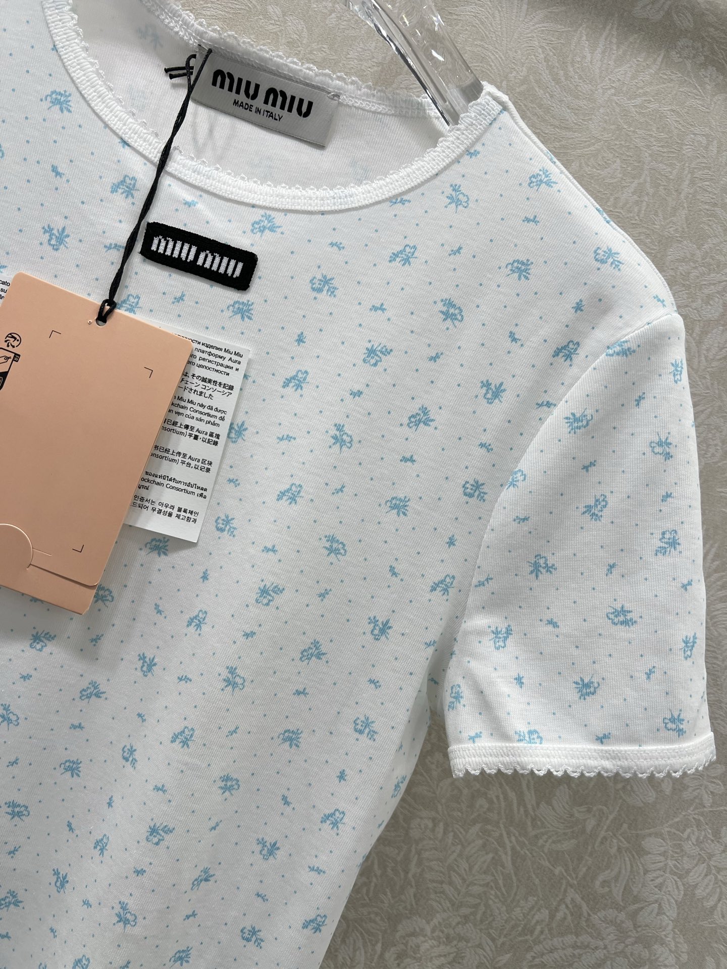 🔥🔥Miuni*26早春新款圆领碎花短袖T恤上衣 全棉材质，清透舒适，弹力十足，圆领短袖裁剪，领口袖口螺