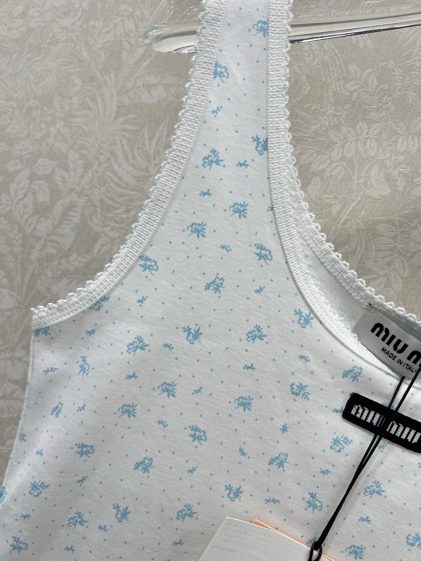 🔥🔥Miuni*26早春新款圆领碎花背心上衣 全棉材质，清透舒适，弹力十足，圆领短袖裁剪，领口袖口螺纹波