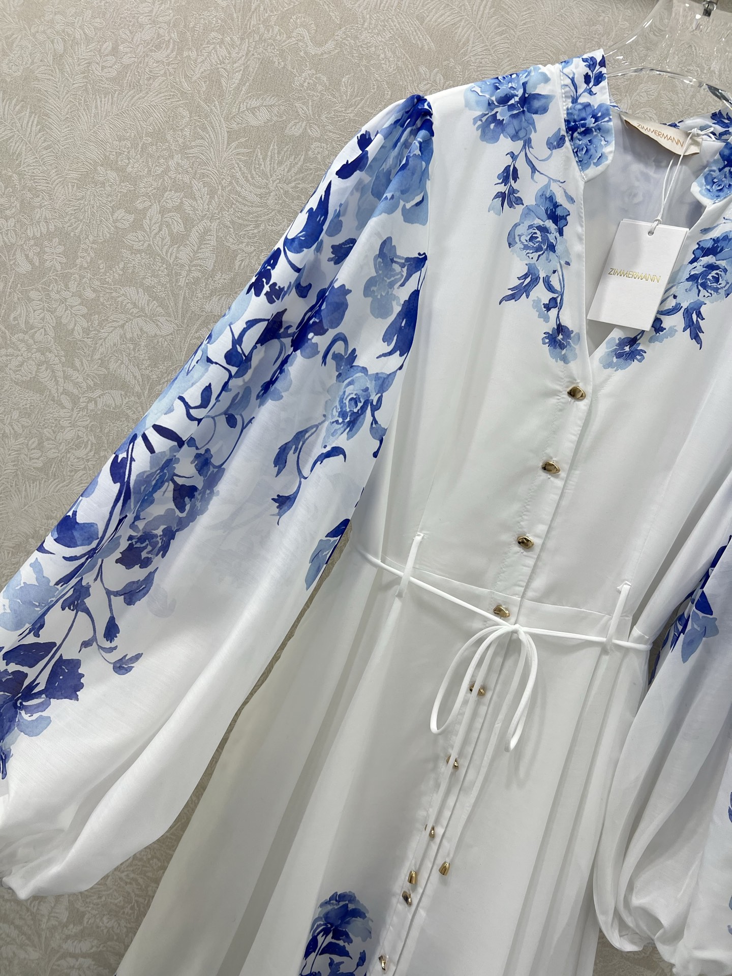 🔥🔥Zimmerman*兹/默曼 25新款青花瓷印花长款连衣裙 立领和灯笼袖设计 前襟单排定制花朵扣设计