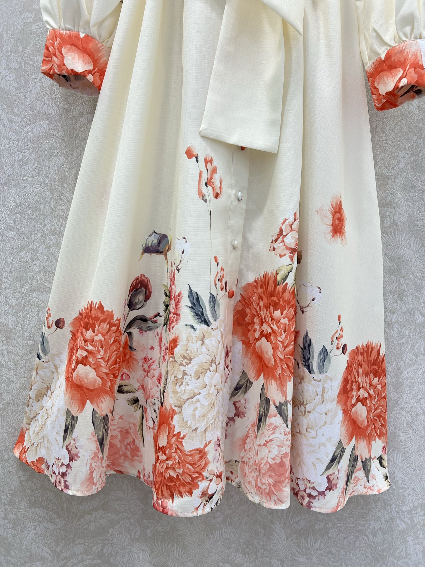 🔥🔥Zimmerman*兹/默曼 25新款牡丹花朵印花连衣裙、时尚立领半扣搭配本布立体腰带 腰身褶皱勾勒