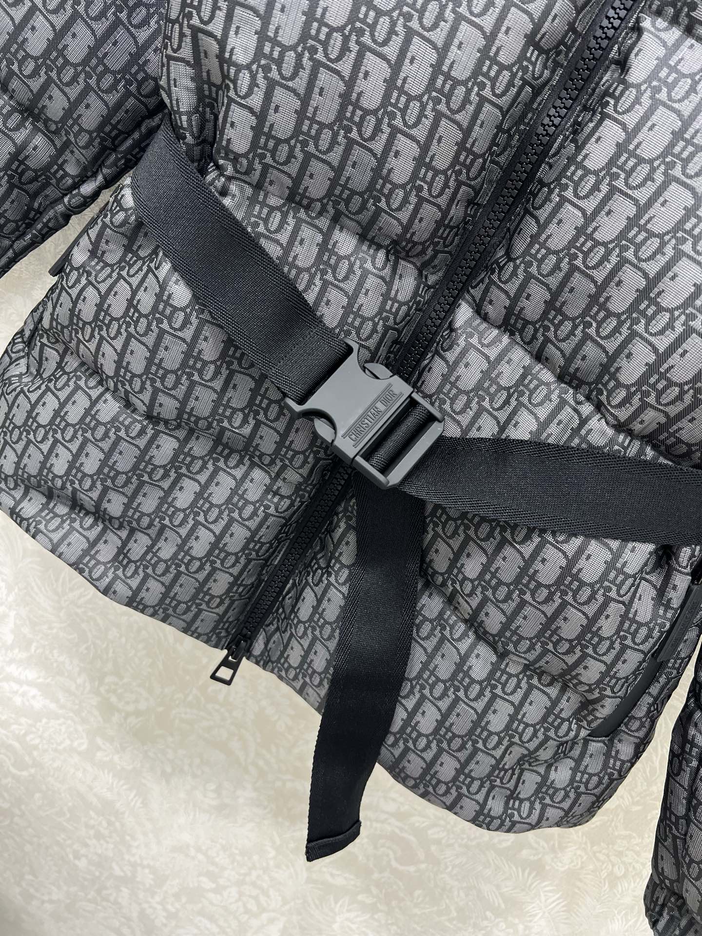 🔥🔥DIO* D家25秋冬新款羽绒服！全新版本升级面料‼️腰裙设计 CD滑雪系列！本季必入代购爆款！原版