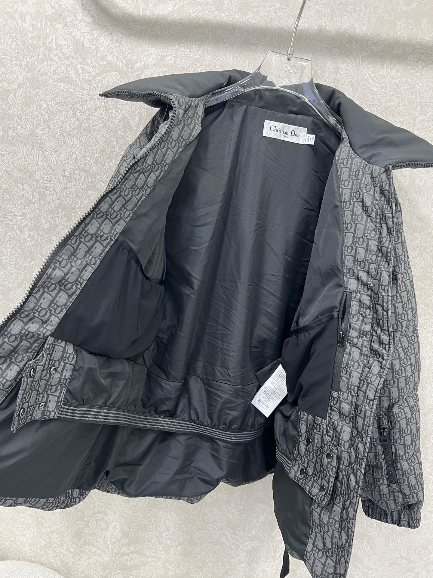 🔥🔥DIO* D家25秋冬新款羽绒服！全新版本升级面料‼️腰裙设计 CD滑雪系列！本季必入代购爆款！原版