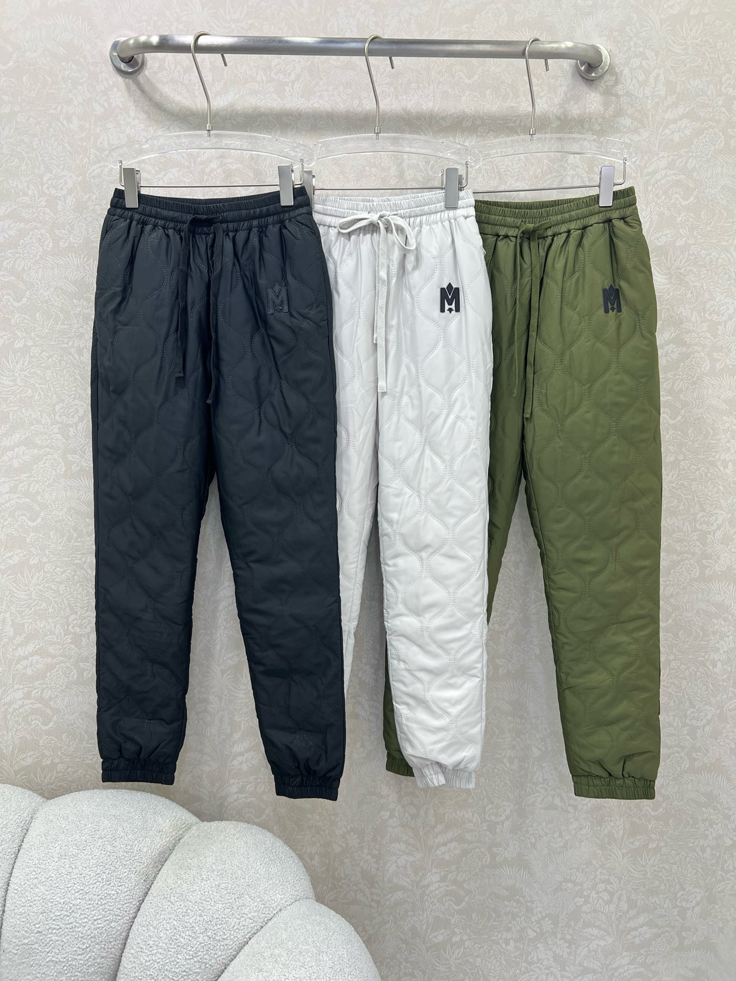 🔥🔥MACKAGE 迈凯奇 25新款束脚羽绒裤烫印绗缝保暖度爆棚的羽绒裤 两侧口袋定制五金 关键是版型超