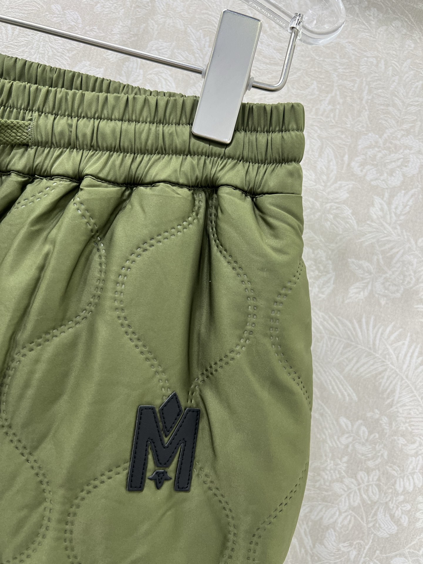 🔥🔥MACKAGE 迈凯奇 25新款双面穿束脚羽绒裤烫印绗缝保暖度爆棚的羽绒裤 两侧口袋定制五金 关键是