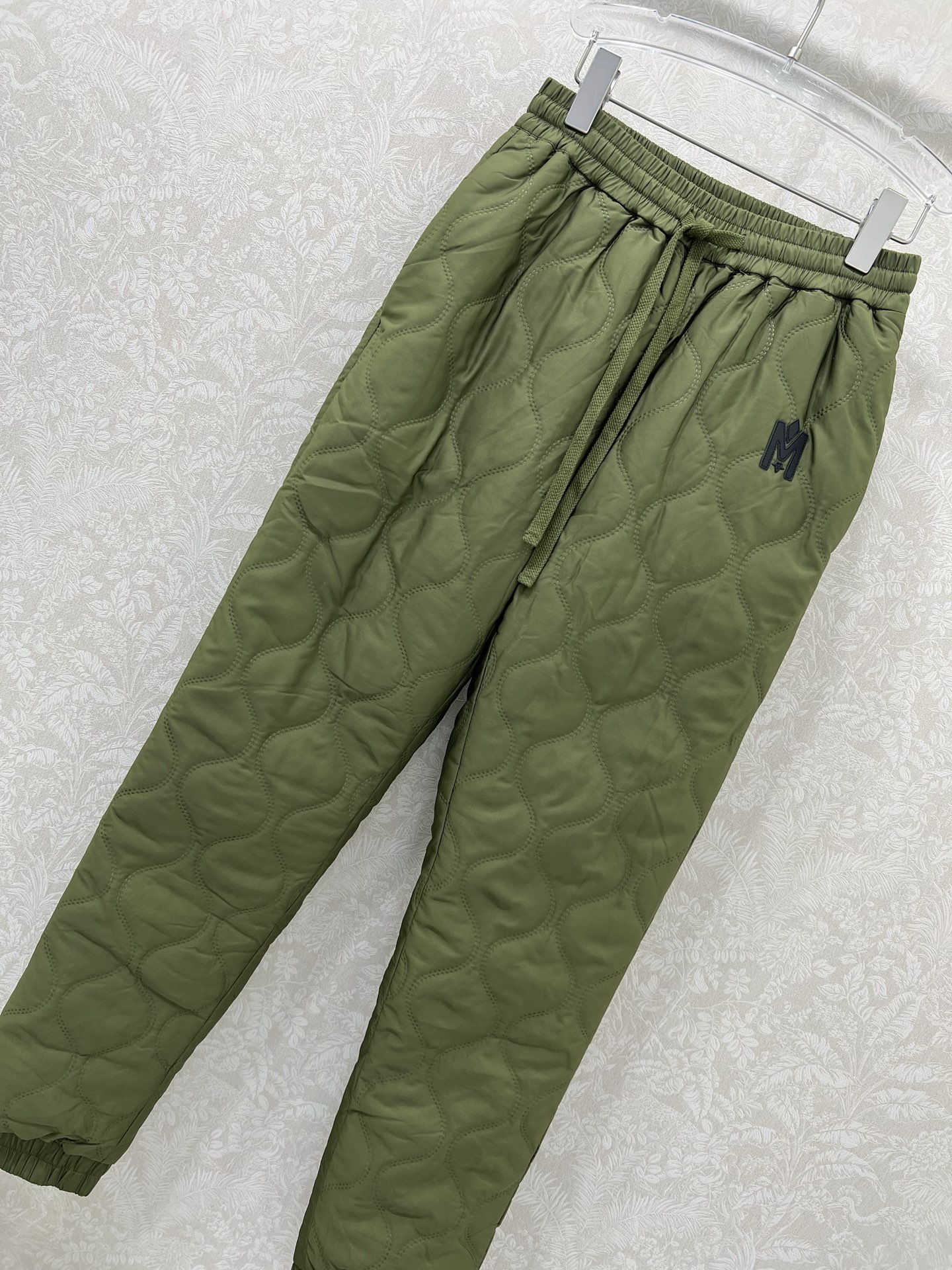 🔥🔥MACKAGE 迈凯奇 25新款双面穿束脚羽绒裤烫印绗缝保暖度爆棚的羽绒裤 两侧口袋定制五金 关键是