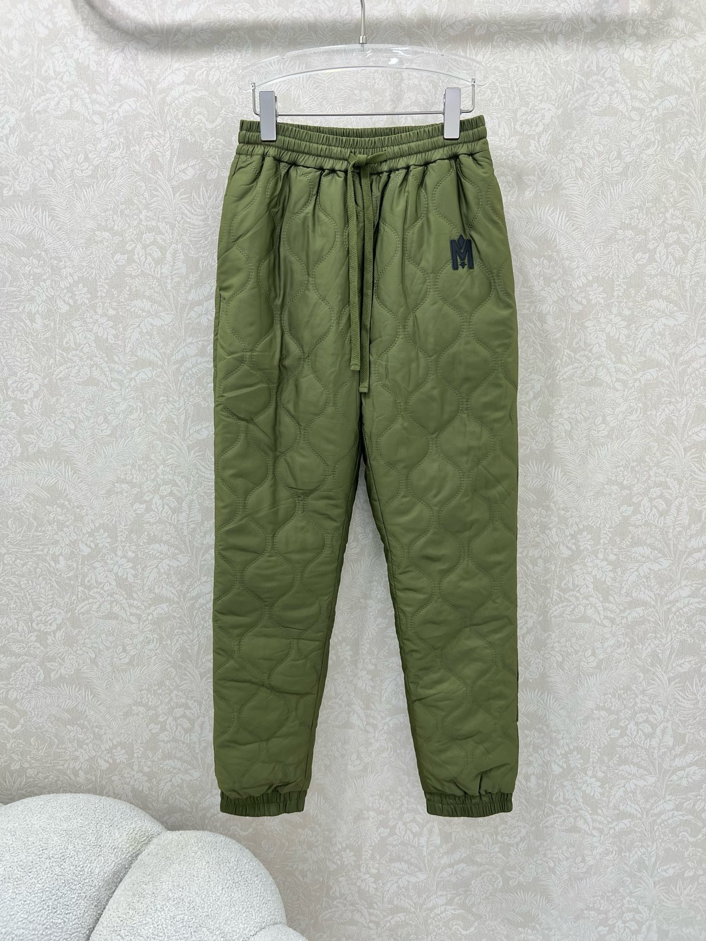 🔥🔥MACKAGE 迈凯奇 25新款双面穿束脚羽绒裤烫印绗缝保暖度爆棚的羽绒裤 两侧口袋定制五金 关键是