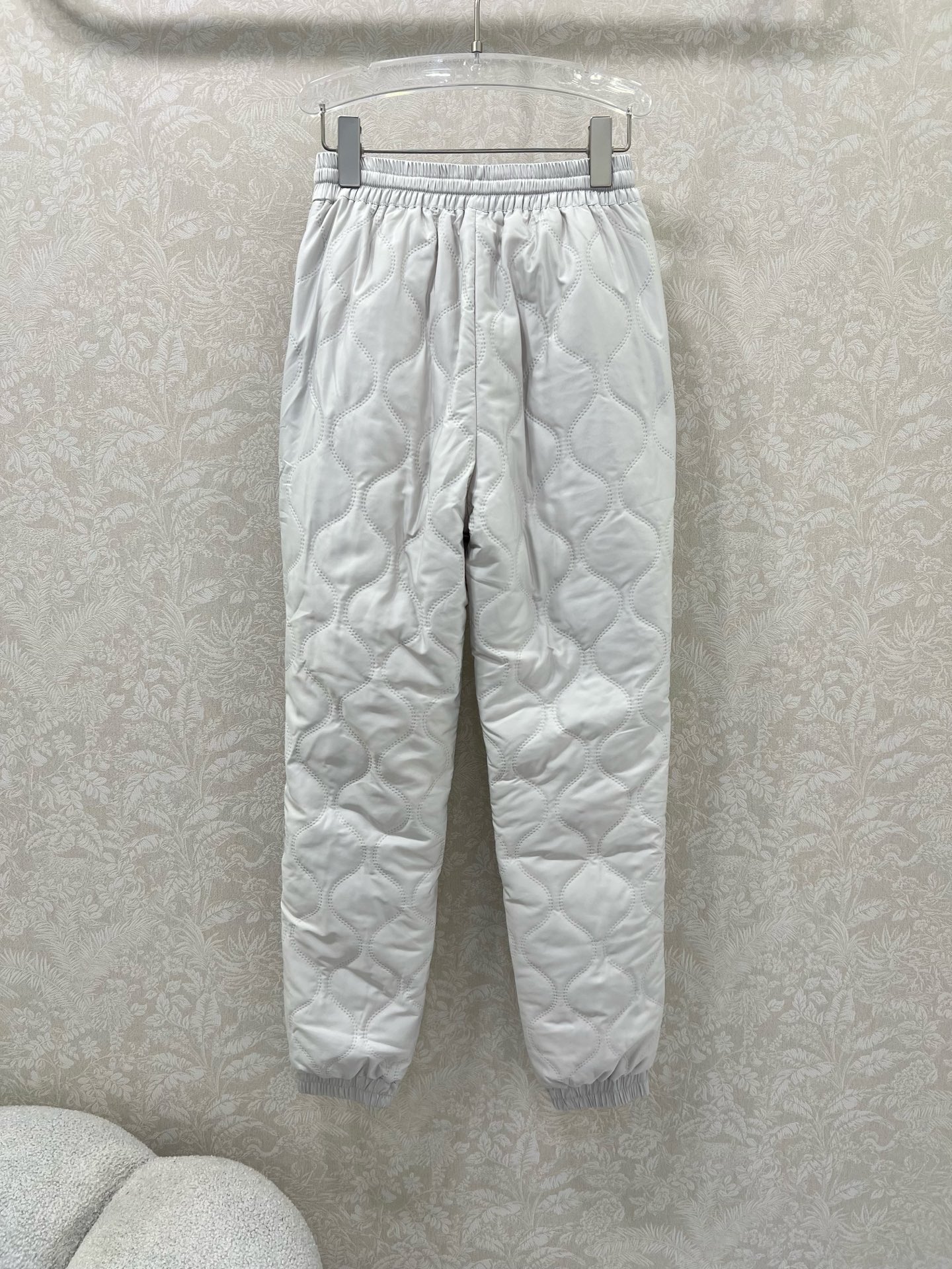 🔥🔥MACKAGE 迈凯奇 25新款双面穿束脚羽绒裤烫印绗缝保暖度爆棚的羽绒裤 两侧口袋定制五金 关键是