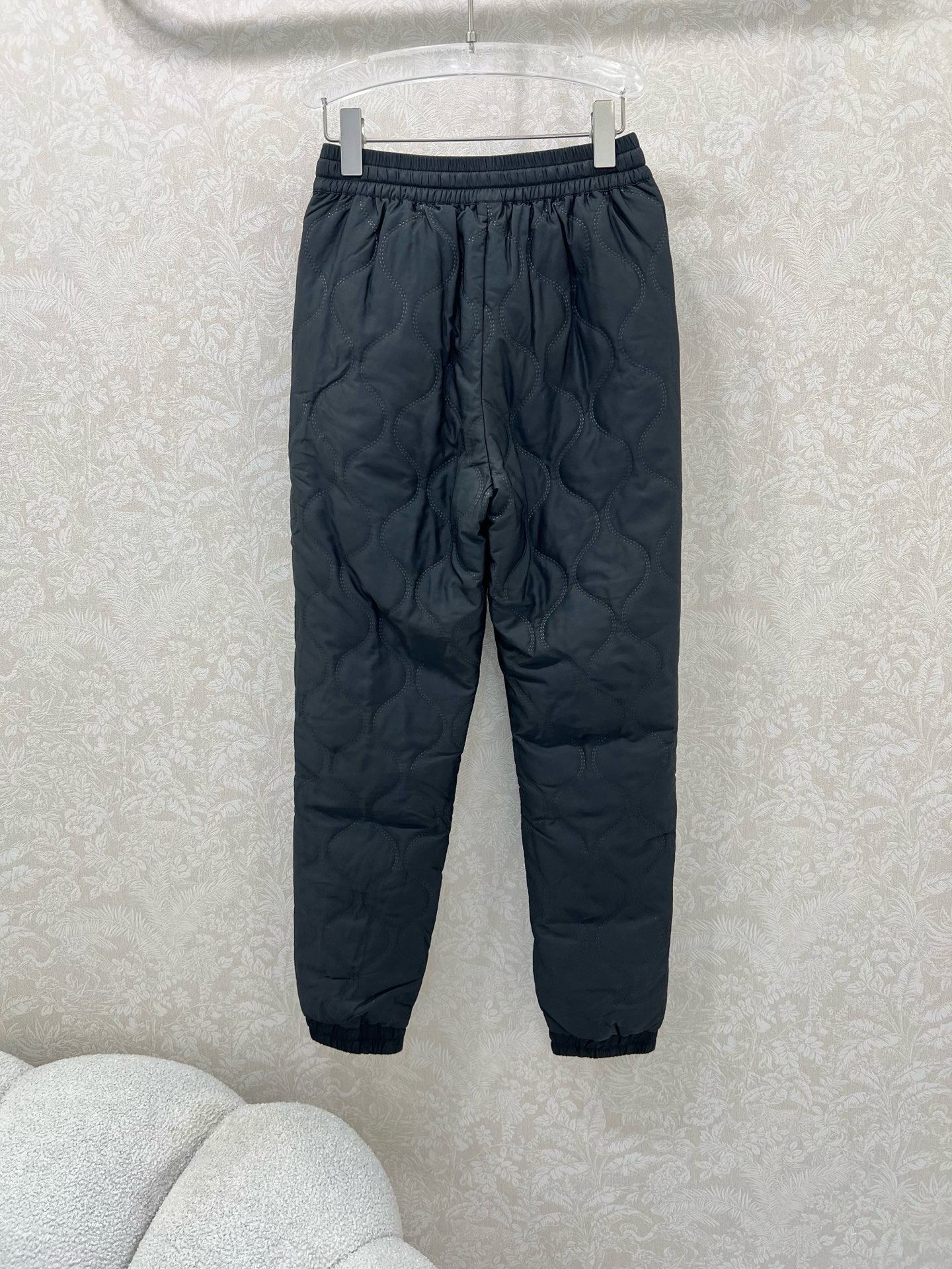 🔥🔥MACKAGE 迈凯奇 25新款束脚羽绒裤烫印绗缝保暖度爆棚的羽绒裤 两侧口袋定制五金 关键是版型超