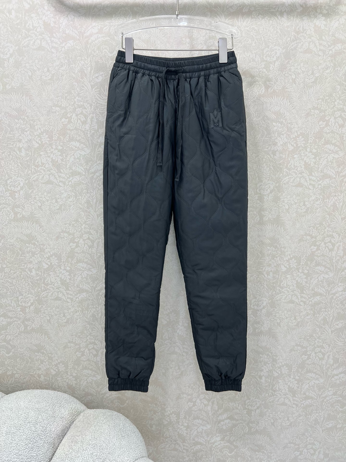 🔥🔥MACKAGE 迈凯奇 25新款束脚羽绒裤烫印绗缝保暖度爆棚的羽绒裤 两侧口袋定制五金 关键是版型超