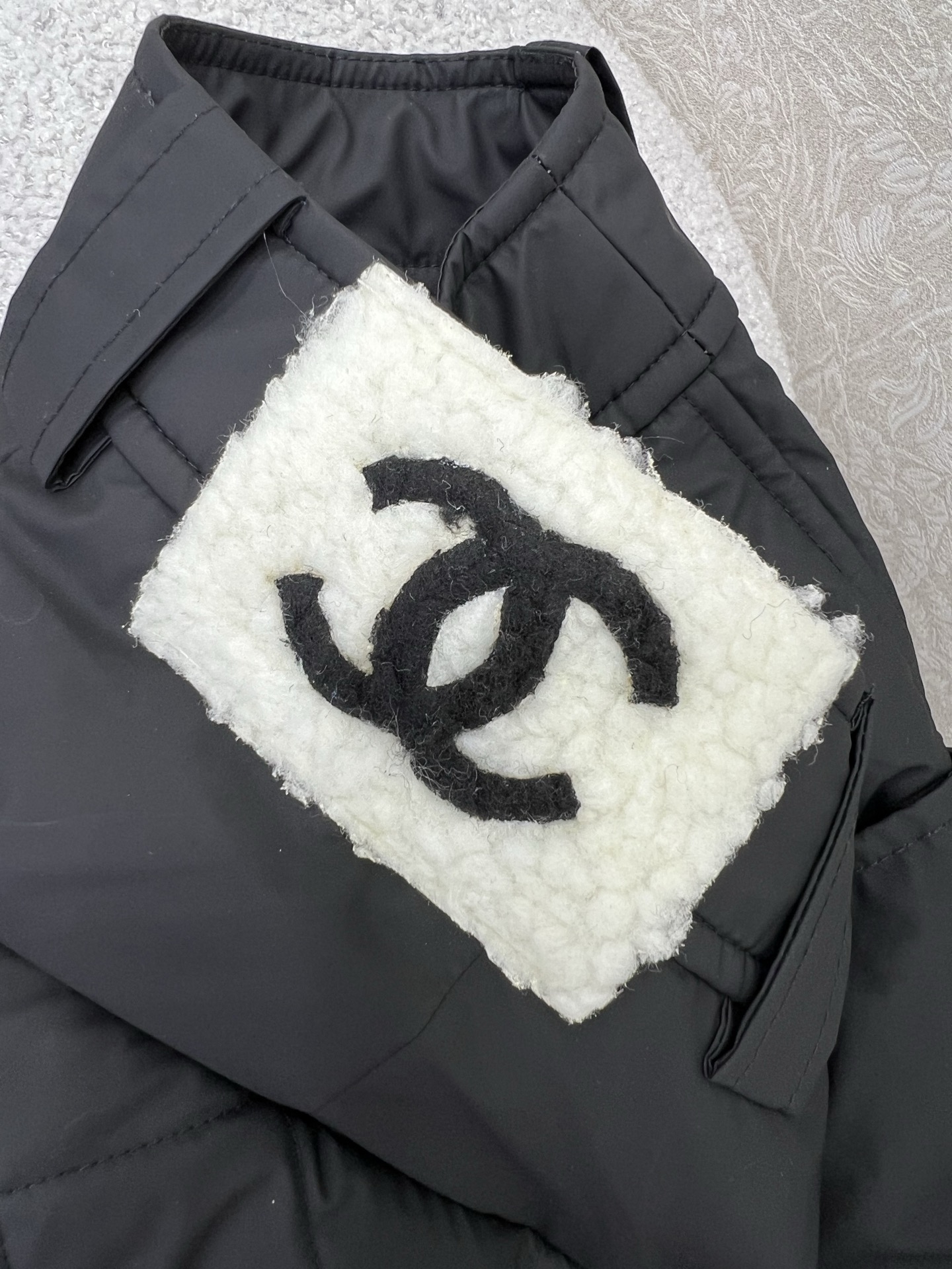 🔥🔥Chan*l 25秋冬新款coco滑雪系列！保暖度爆棚的运动休闲羽绒裤，定制五金 菱格压线口袋。后腰