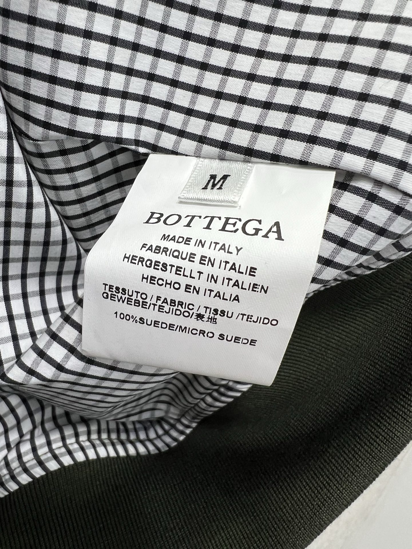 🔥🔥 Bottega Ven*ta 葆蝶家25新款编织皮翻领麂皮绒夹克外套 森系蹙穿搭 内衬黑白格纹 倒
