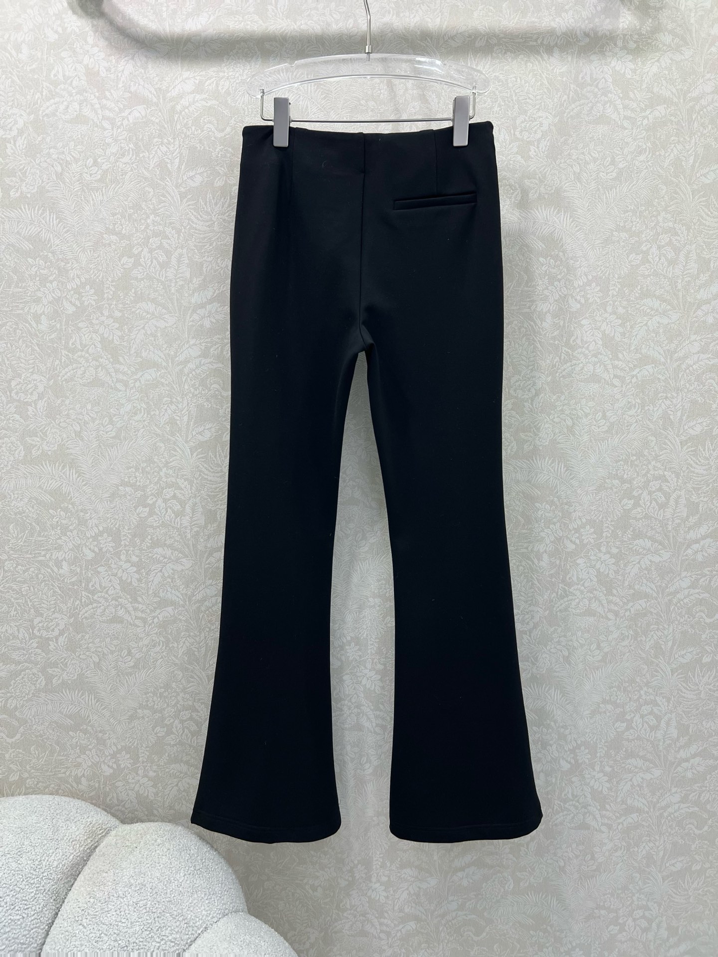 🔥🔥 Chan*l 25新款黑色微喇裤！❤️大长腿中高腰微喇裤脚设计绝绝子 前口袋链条⛓️装饰设计高级感