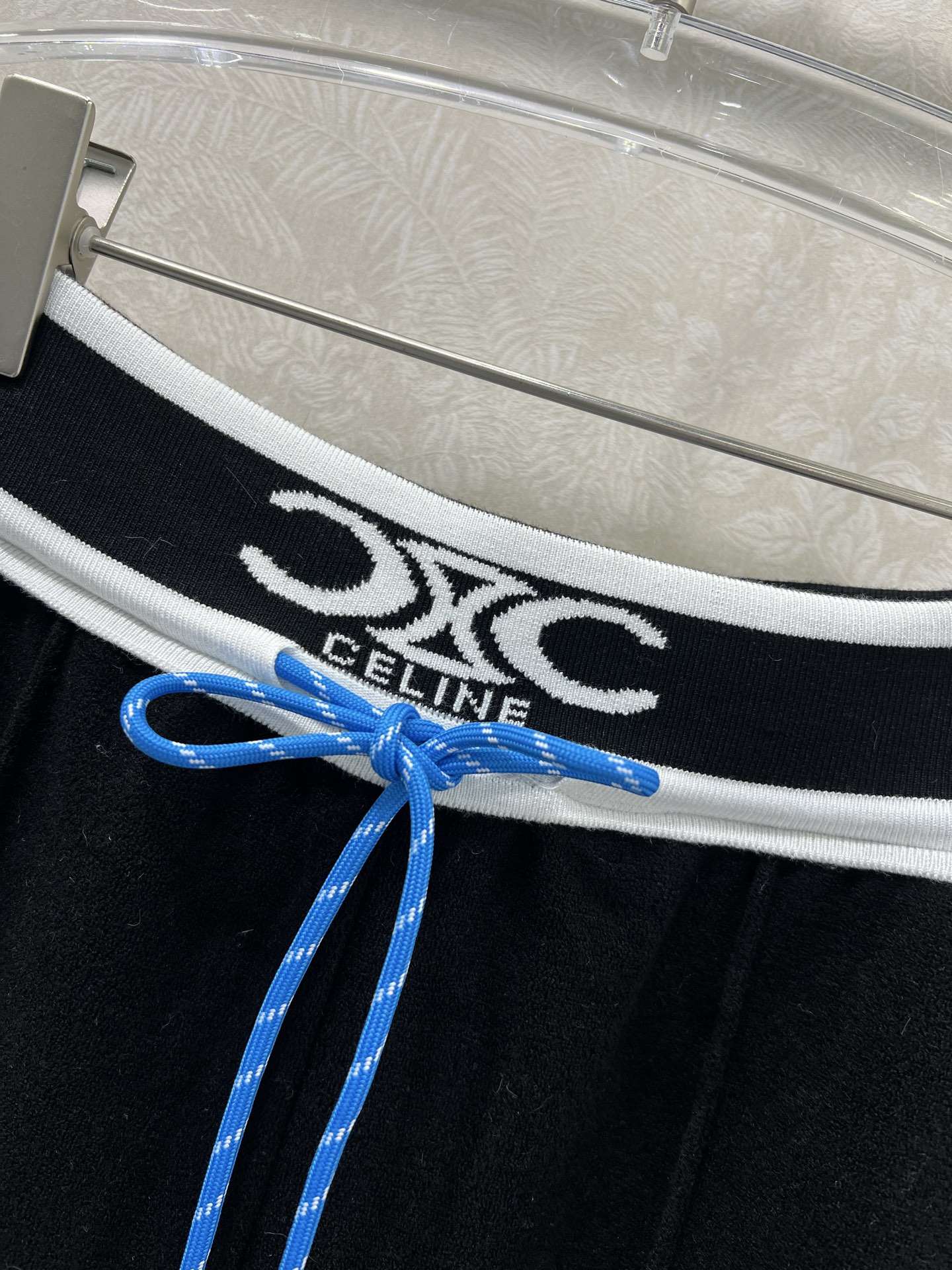 🔥🔥celin* 25新款腰头字母弹力织带净色阔腿长裤 腰头撞色logo弹力织带 裤身凯旋门刺绣装饰 两