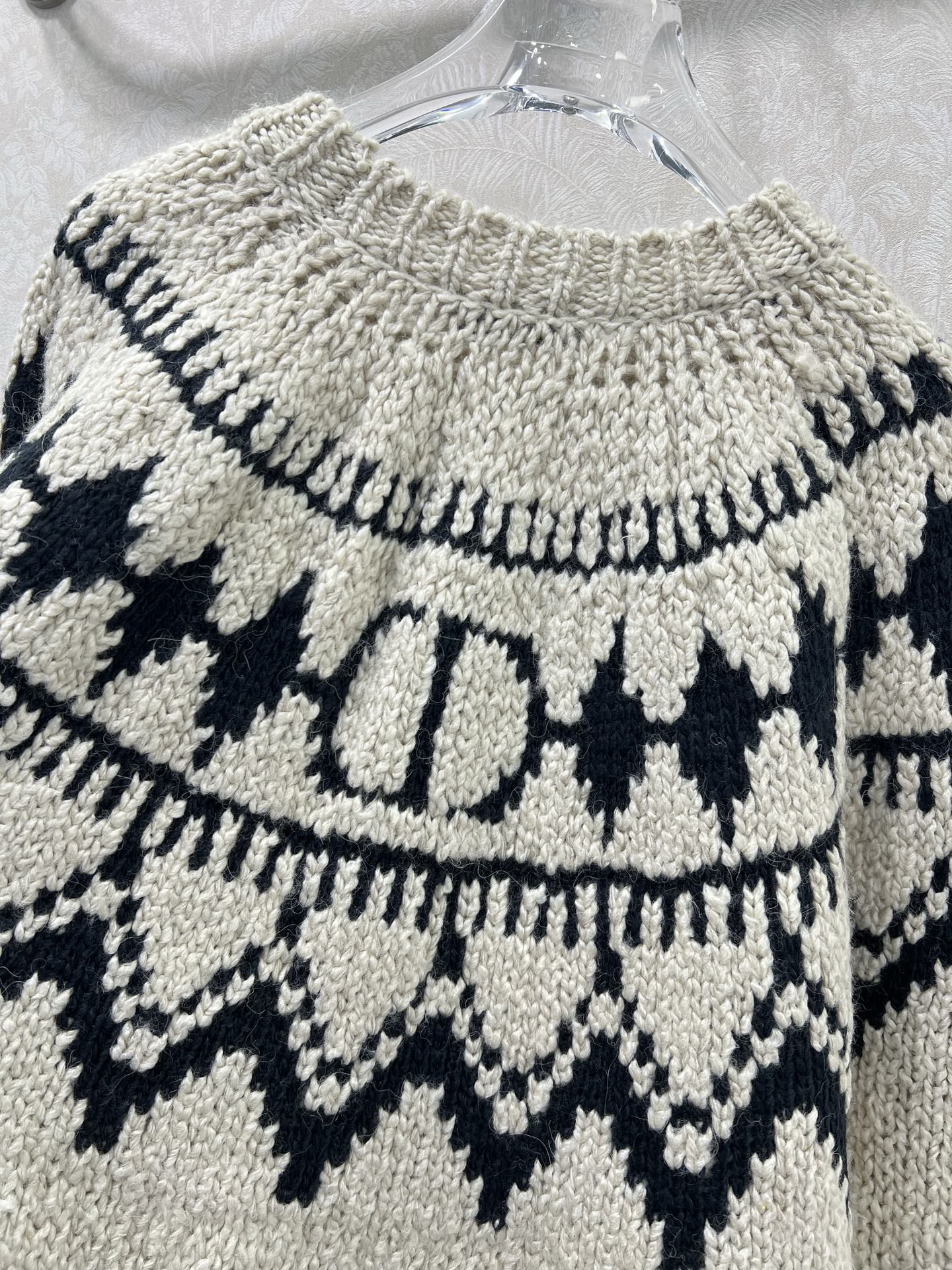 🔥🔥DIO*25新款费尔岛毛衣 圆领罗纹领口 费尔岛提花图案 yb一比一 完美复刻 认准版本。背面CD签