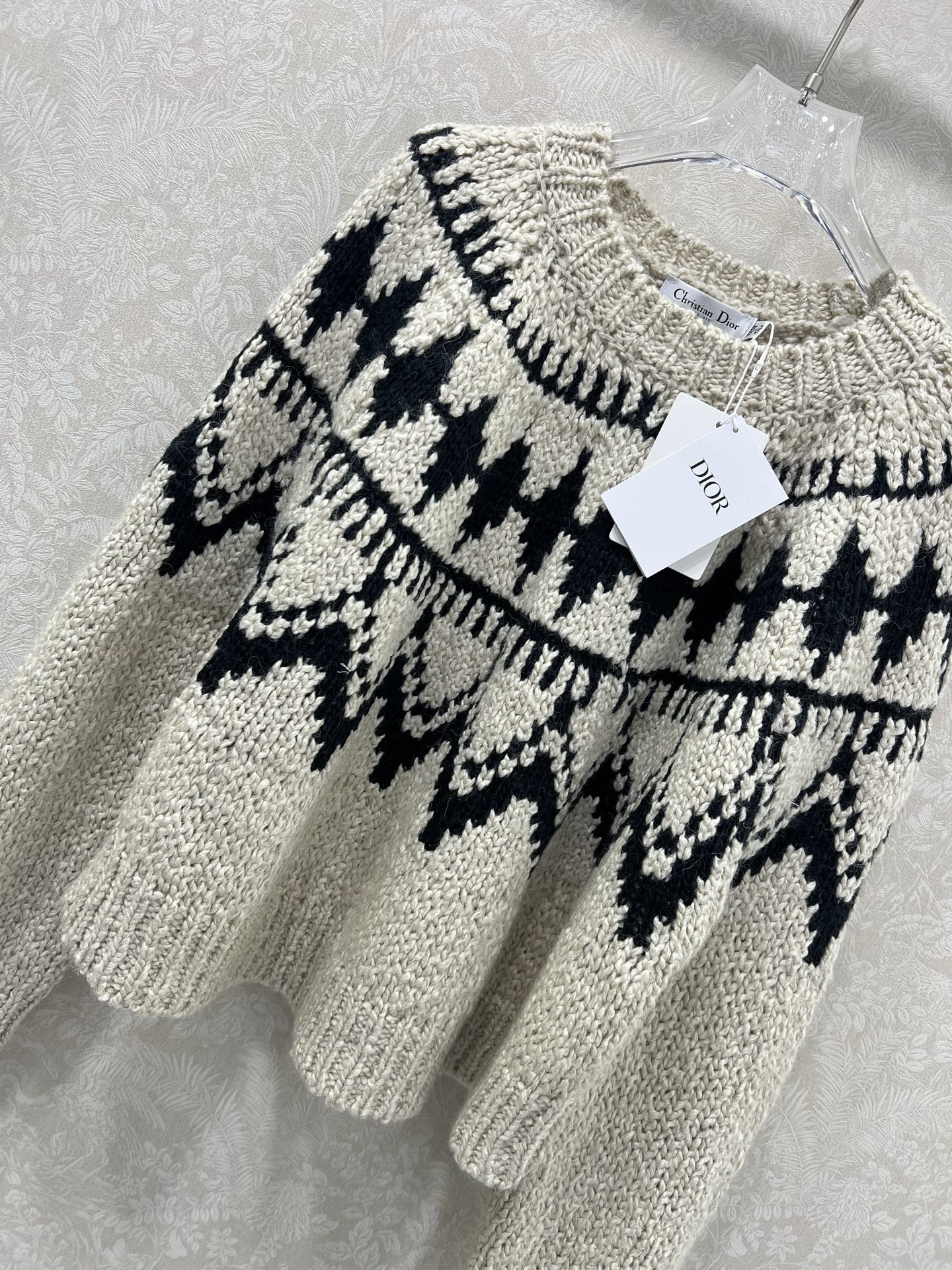 🔥🔥DIO*25新款费尔岛毛衣 圆领罗纹领口 费尔岛提花图案 yb一比一 完美复刻 认准版本。背面CD签